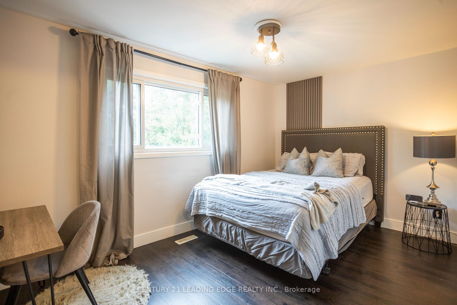 Photo 33 of 912 Vistula Drive, Pickering, West Shore — HOMEH