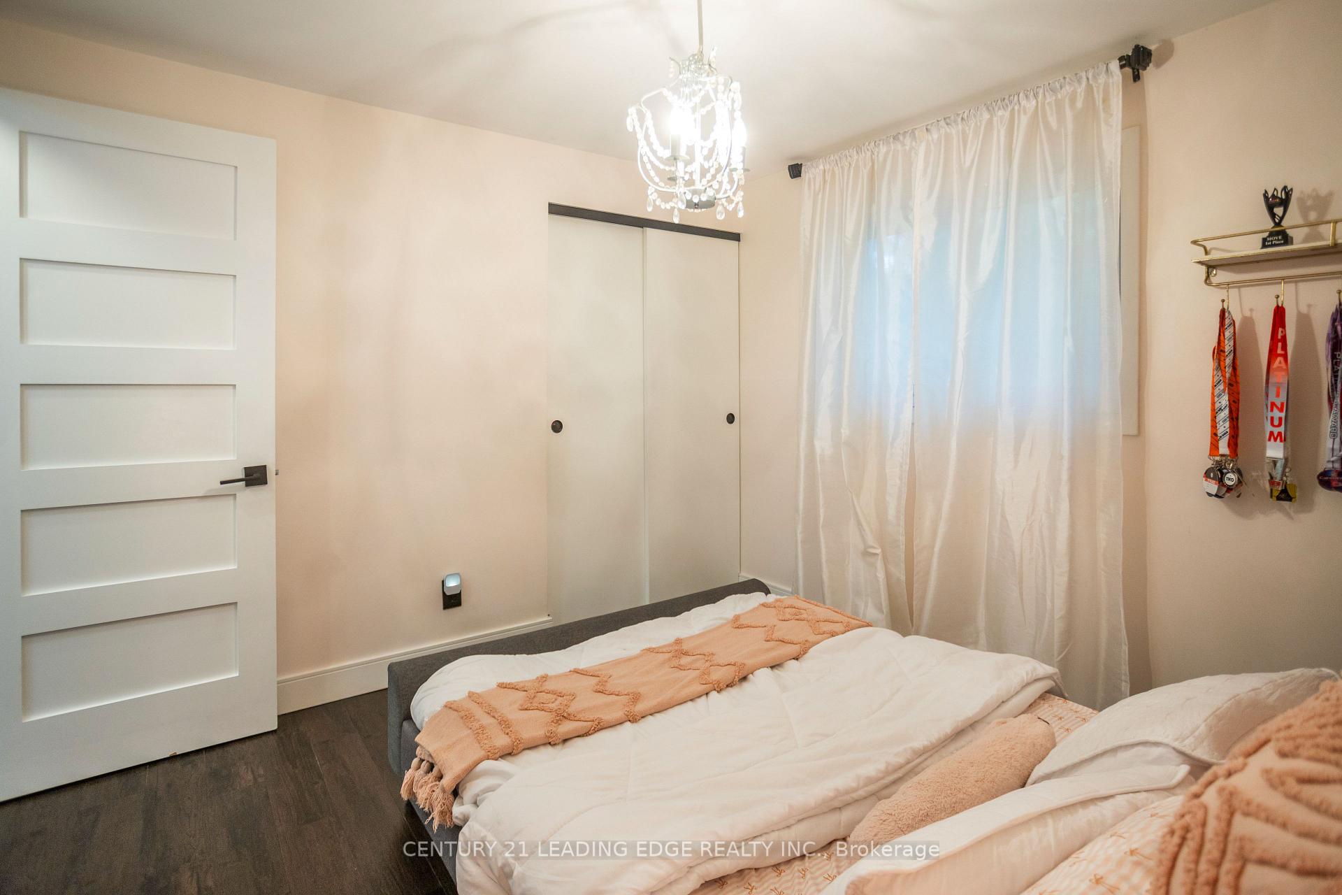 Photo 38 of 912 Vistula Drive, Pickering, West Shore — HOMEH