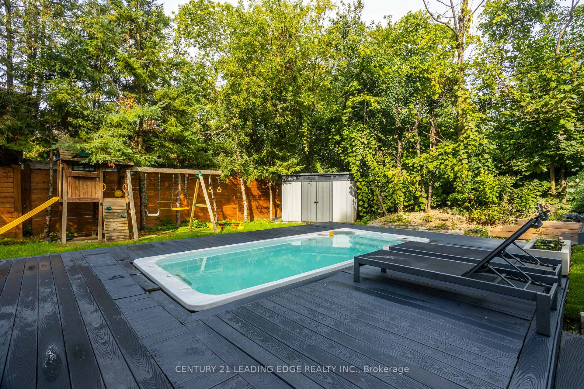 Photo 46 of 912 Vistula Drive, Pickering, West Shore — HOMEH