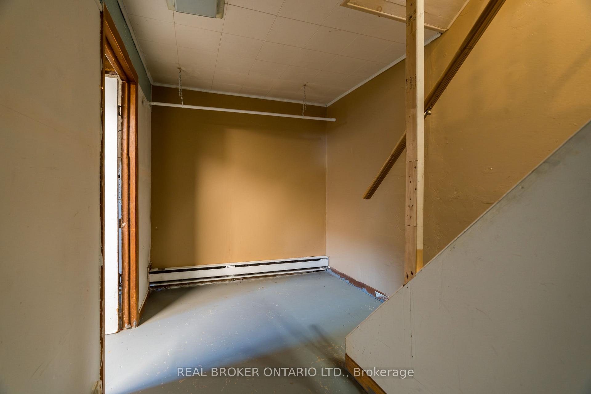 Photo 19 of Unit A, 1525 Rosebella Avenue, Ottawa, Blossom Park/Kemp Park/Findlay Creek — HOMEH