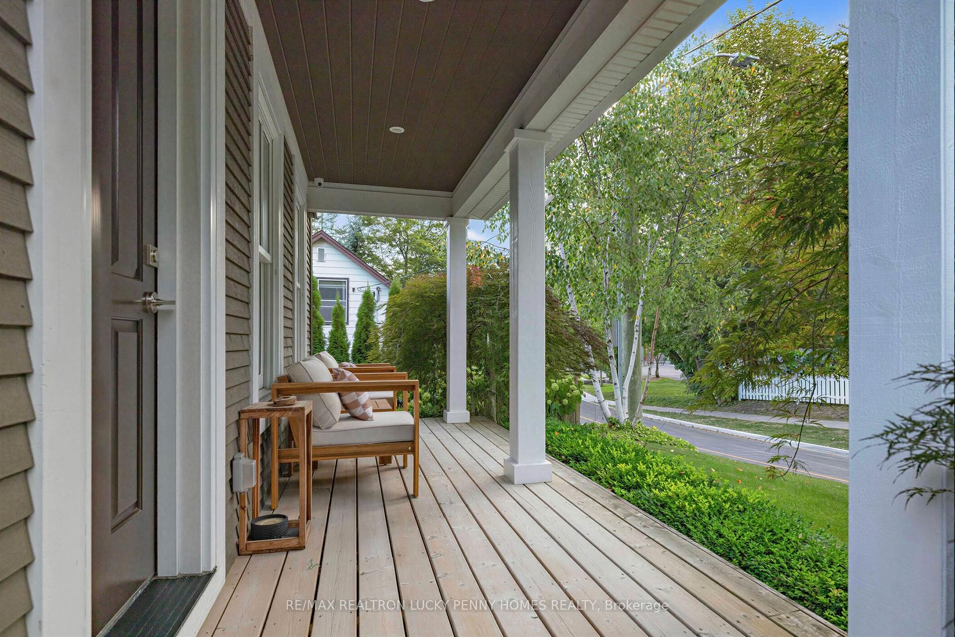 Photo 5 of 11 Victoria Avenue, Markham, Unionville — HOMEH