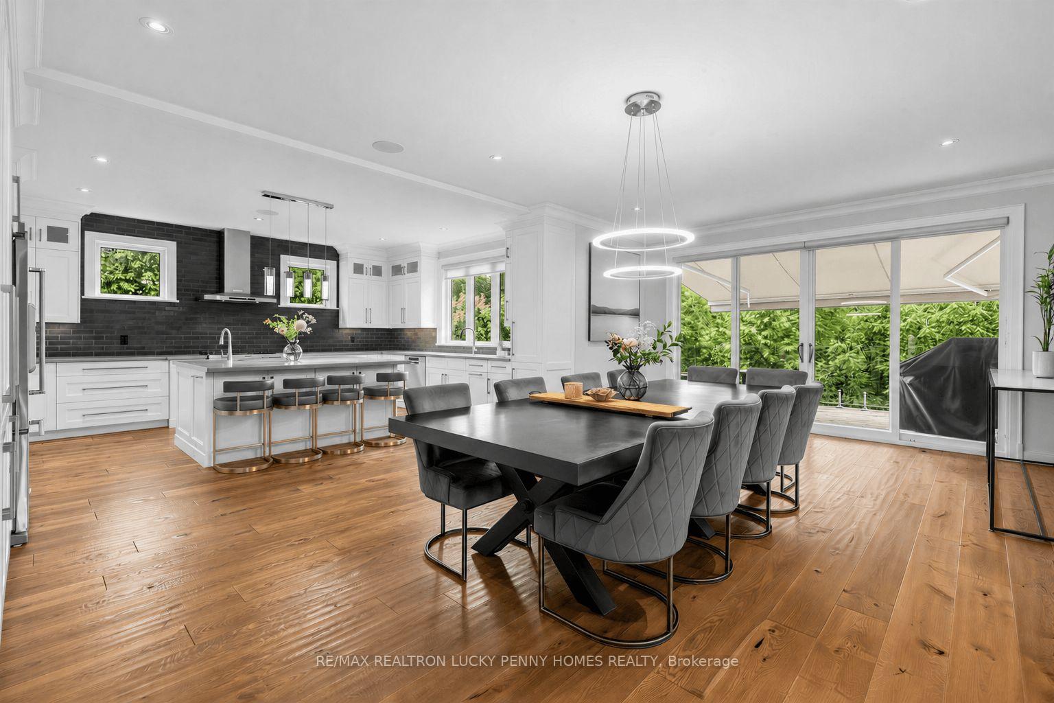 Photo 12 of 11 Victoria Avenue, Markham, Unionville — HOMEH