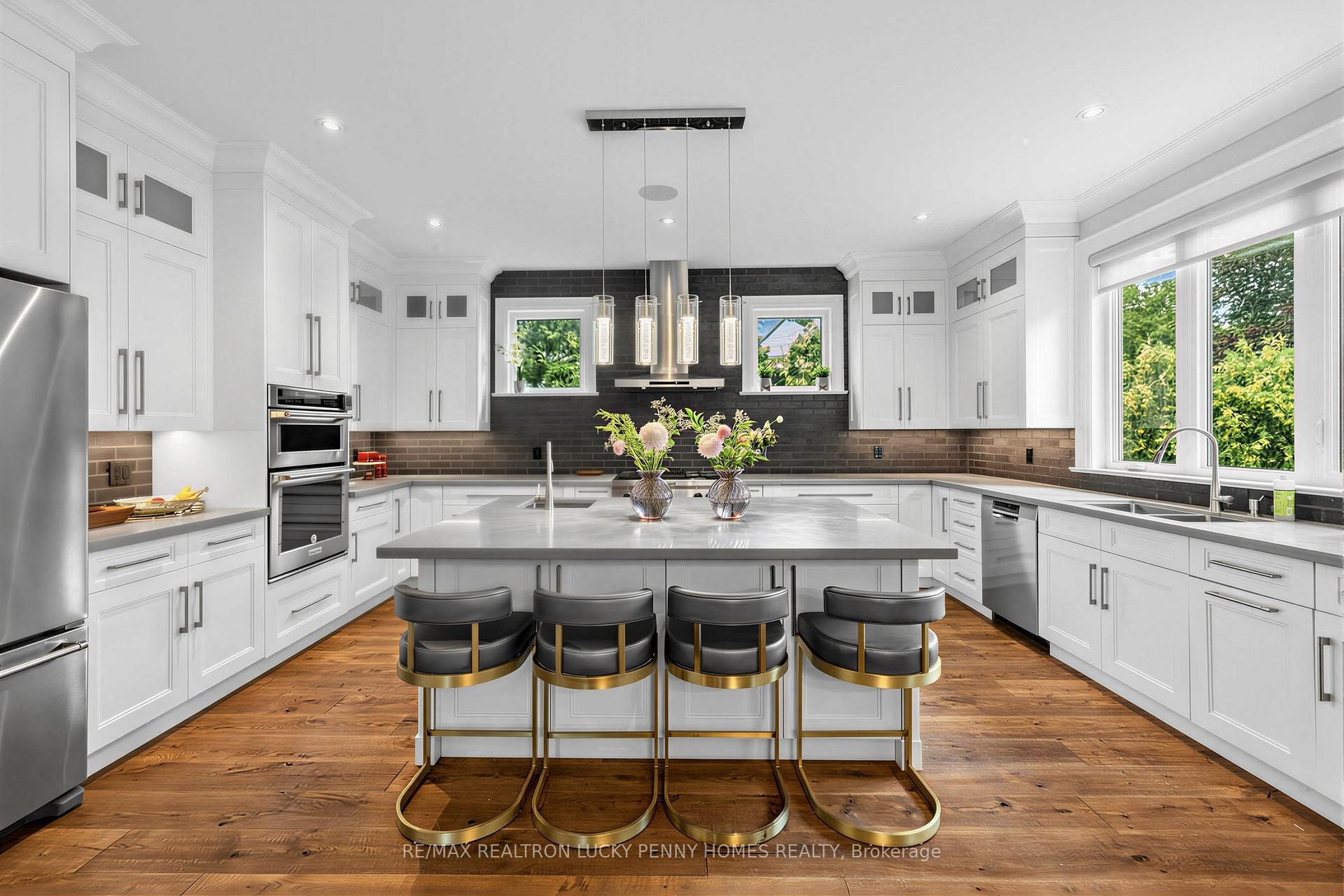 Photo 14 of 11 Victoria Avenue, Markham, Unionville — HOMEH