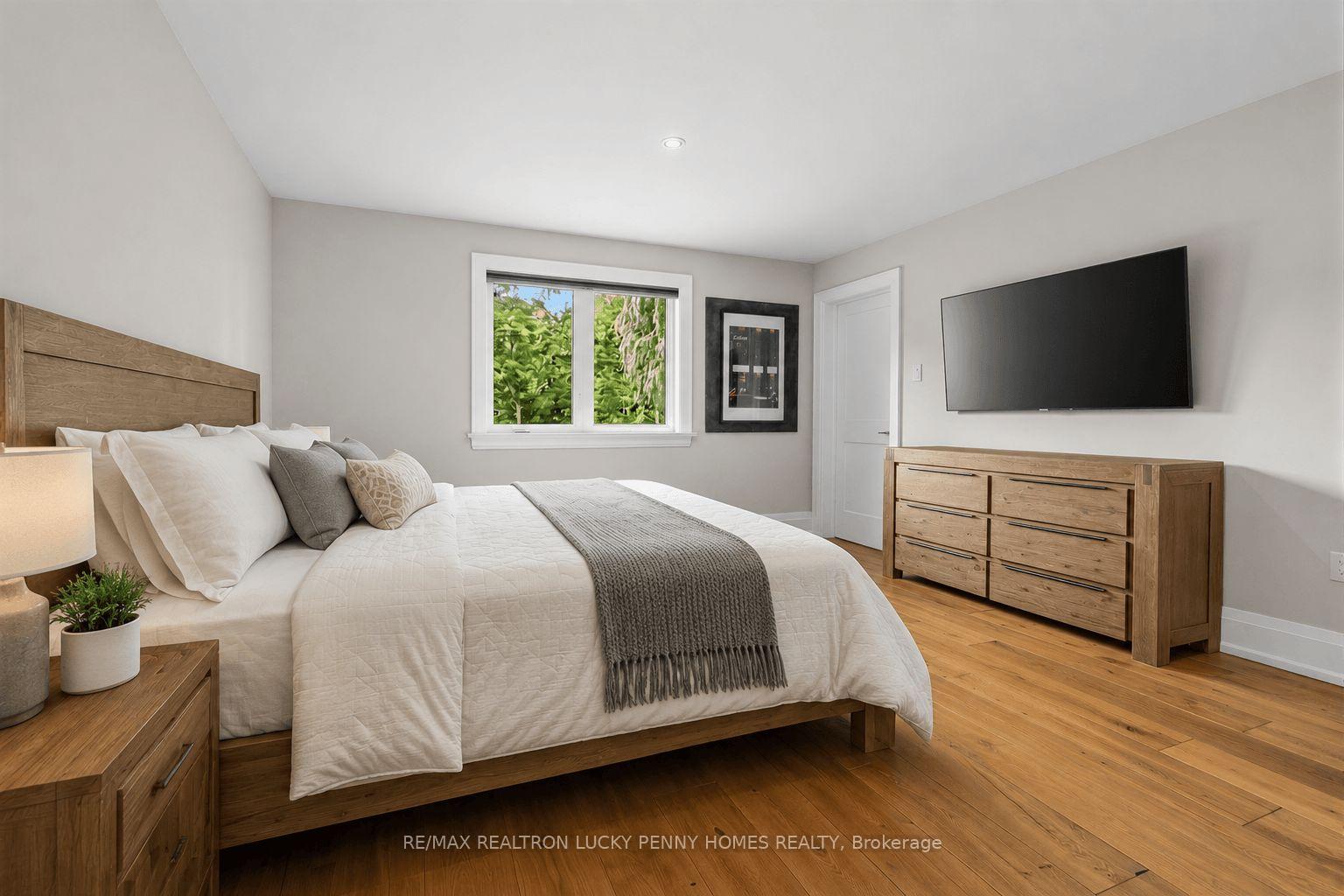 Photo 24 of 11 Victoria Avenue, Markham, Unionville — HOMEH