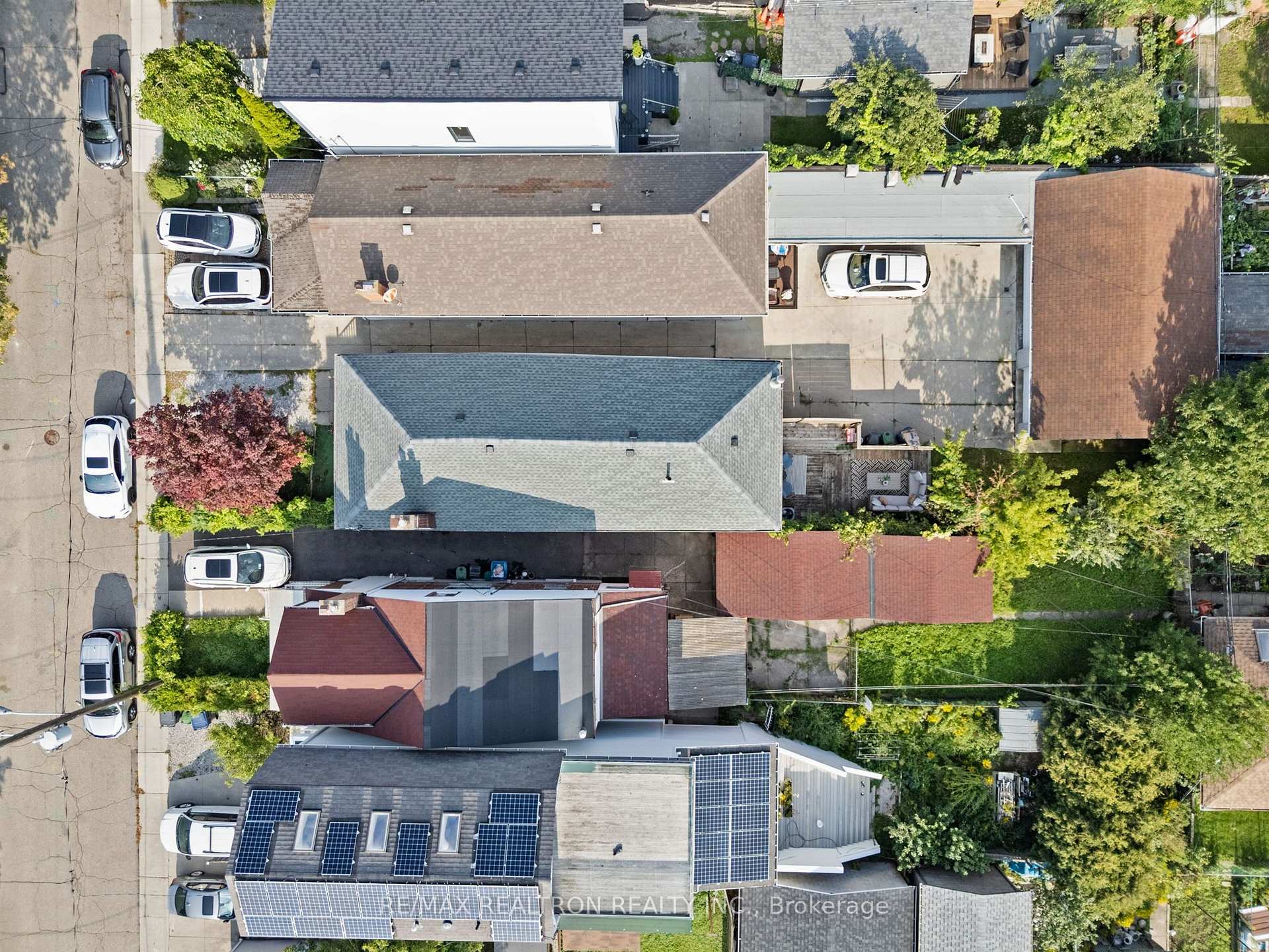 Photo 38 of 41 Ashbury Avenue, Toronto, Oakwood Village — HOMEH