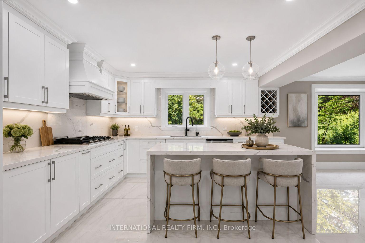 Photo 4 of 3 Taunus Court, Clarington, Rural Clarington — HOMEH