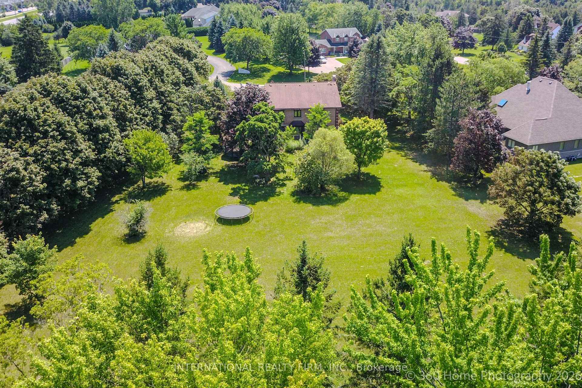 Photo 32 of 3 Taunus Court, Clarington, Rural Clarington — HOMEH