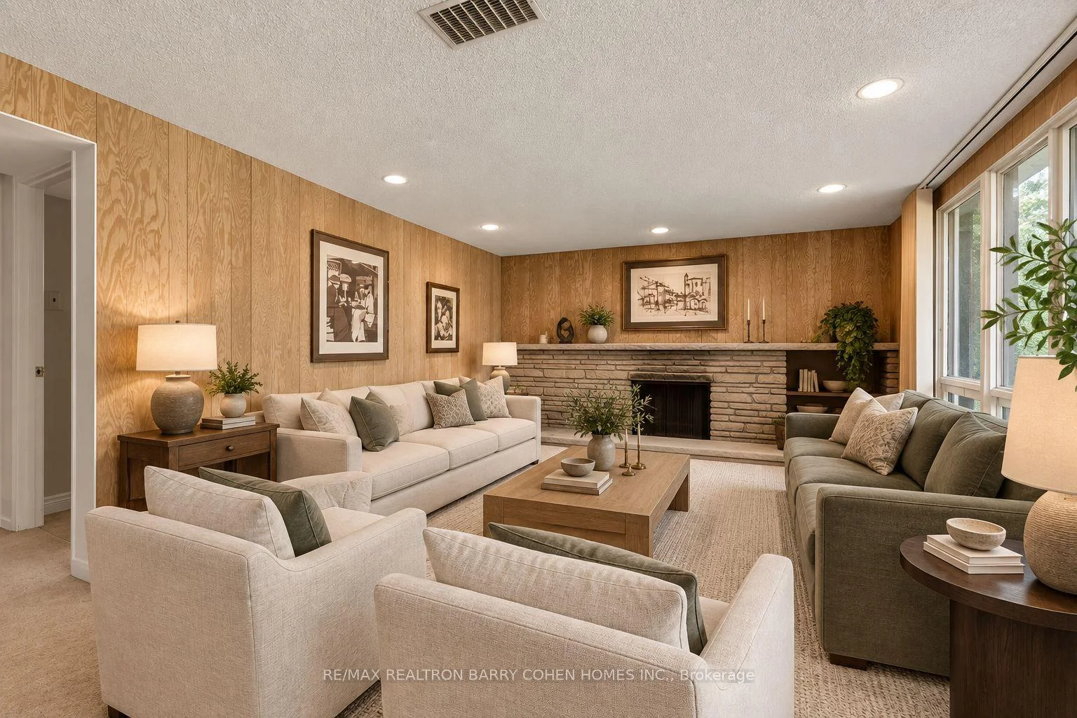 Photo 25 of 18 Brian Cliff Drive, North York, Banbury-Don Mills — HOMEH