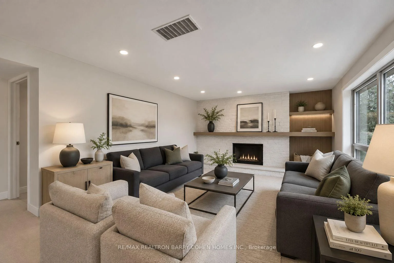 Photo 26 of 18 Brian Cliff Drive, North York, Banbury-Don Mills — HOMEH