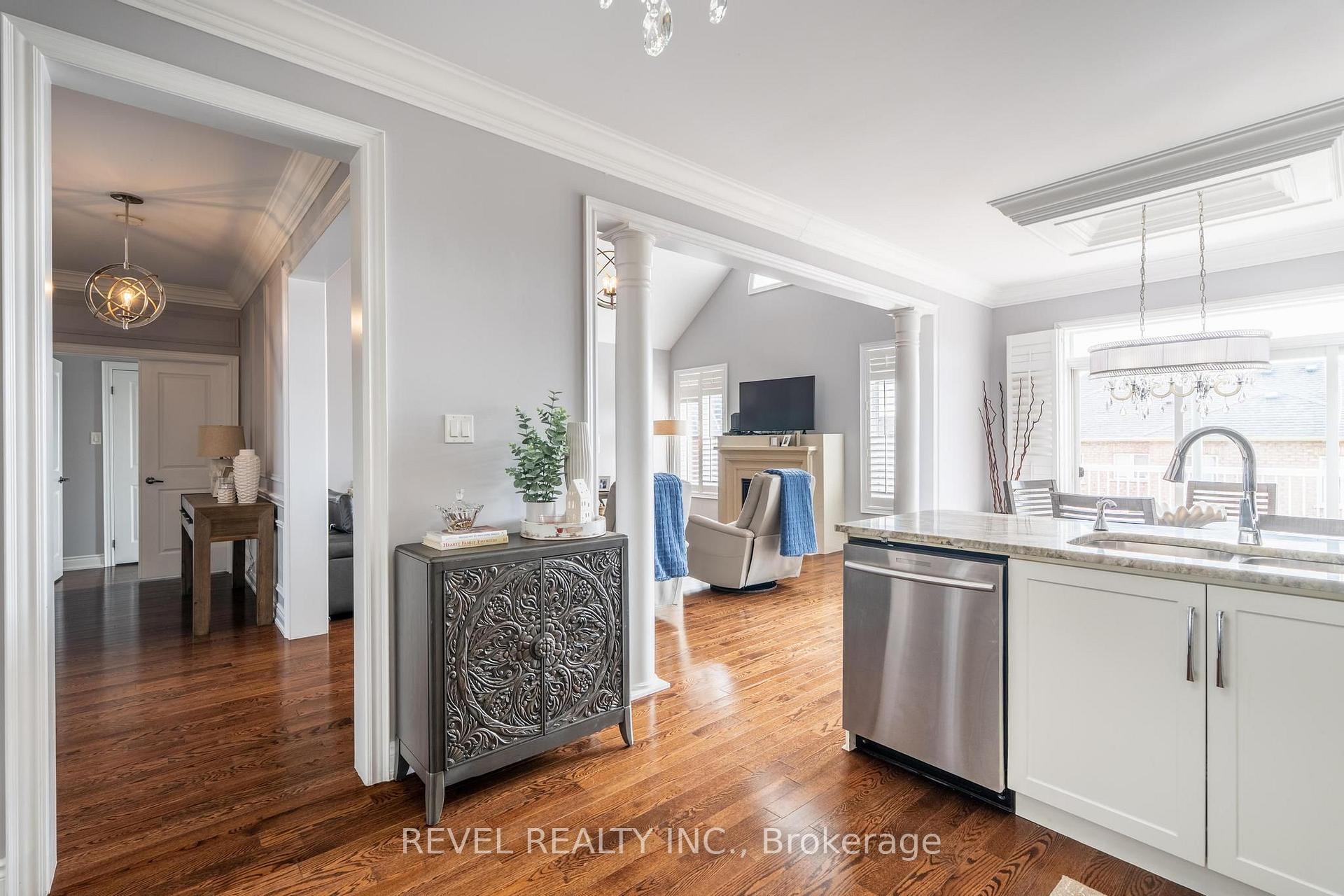 Photo 19 of 49 Victoria Street E, Innisfil, Cookstown — HOMEH