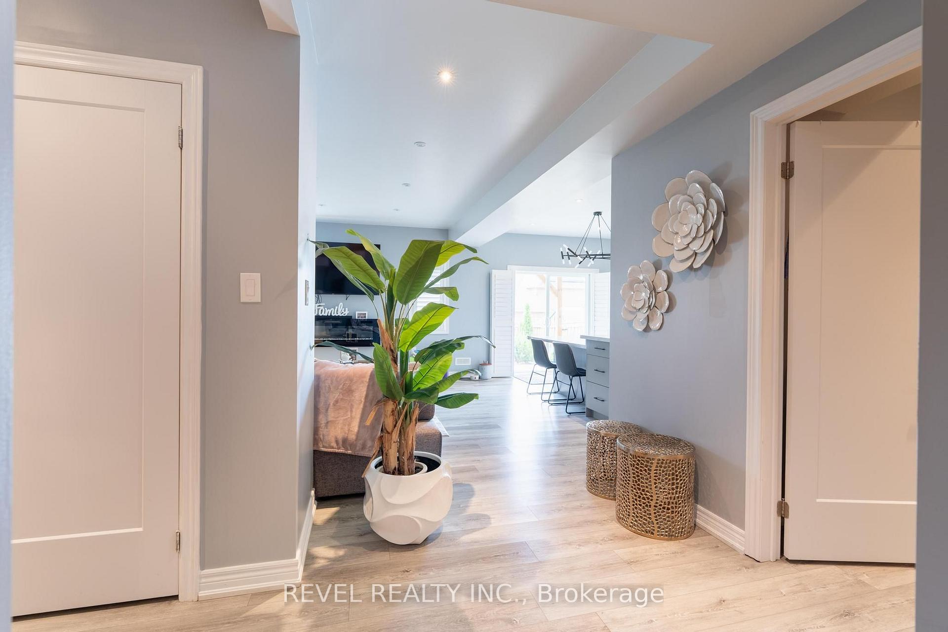 Photo 57 of 49 Victoria Street E, Innisfil, Cookstown — HOMEH