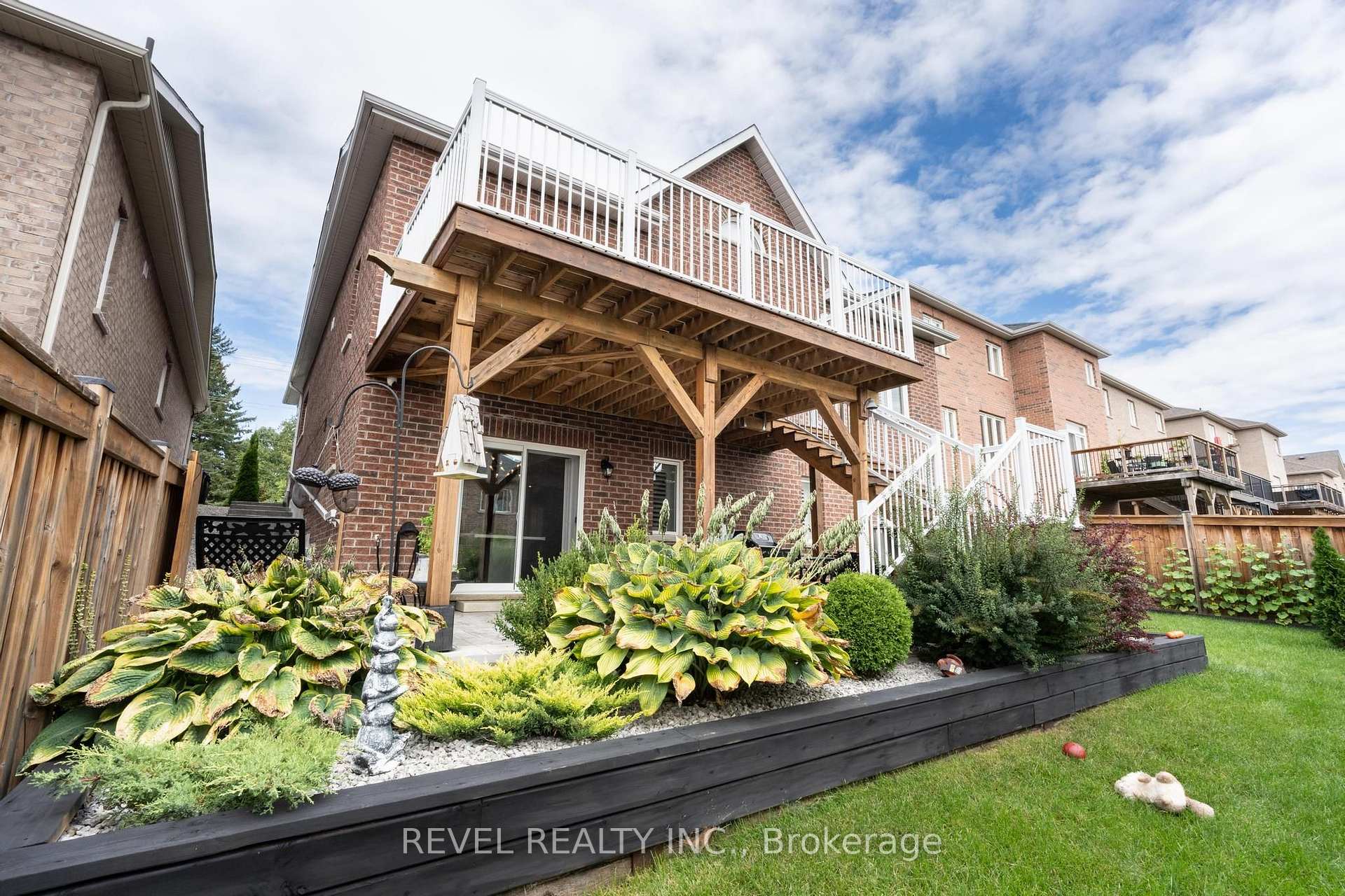 Photo 84 of 49 Victoria Street E, Innisfil, Cookstown — HOMEH