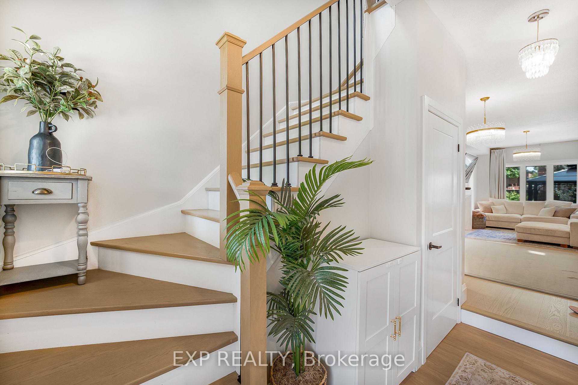 Photo 4 of 36 Serenity Street, Halton Hills, Georgetown — HOMEH