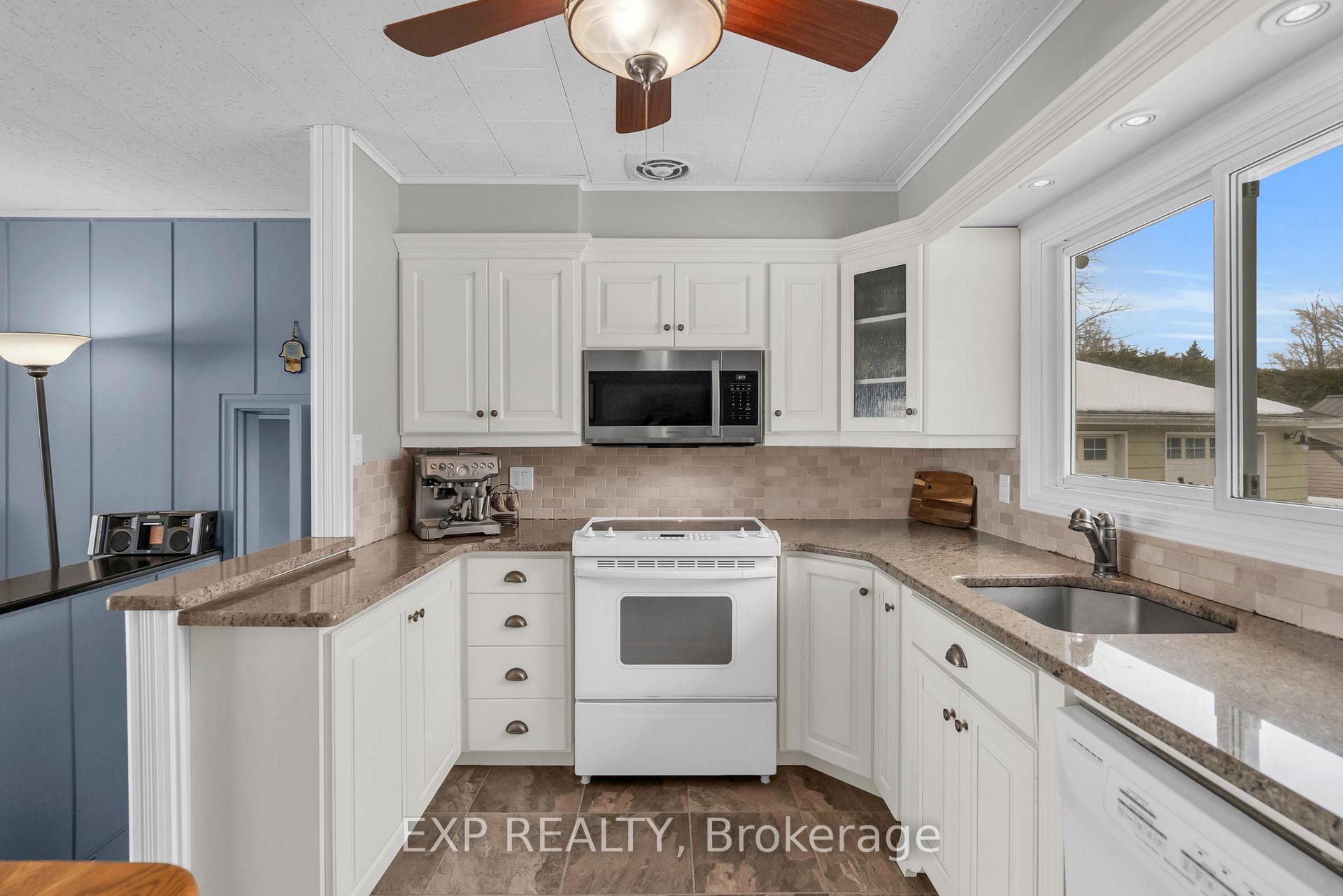 Photo 22 of 561 Duclos Point Road, Georgina, Virginia — HOMEH