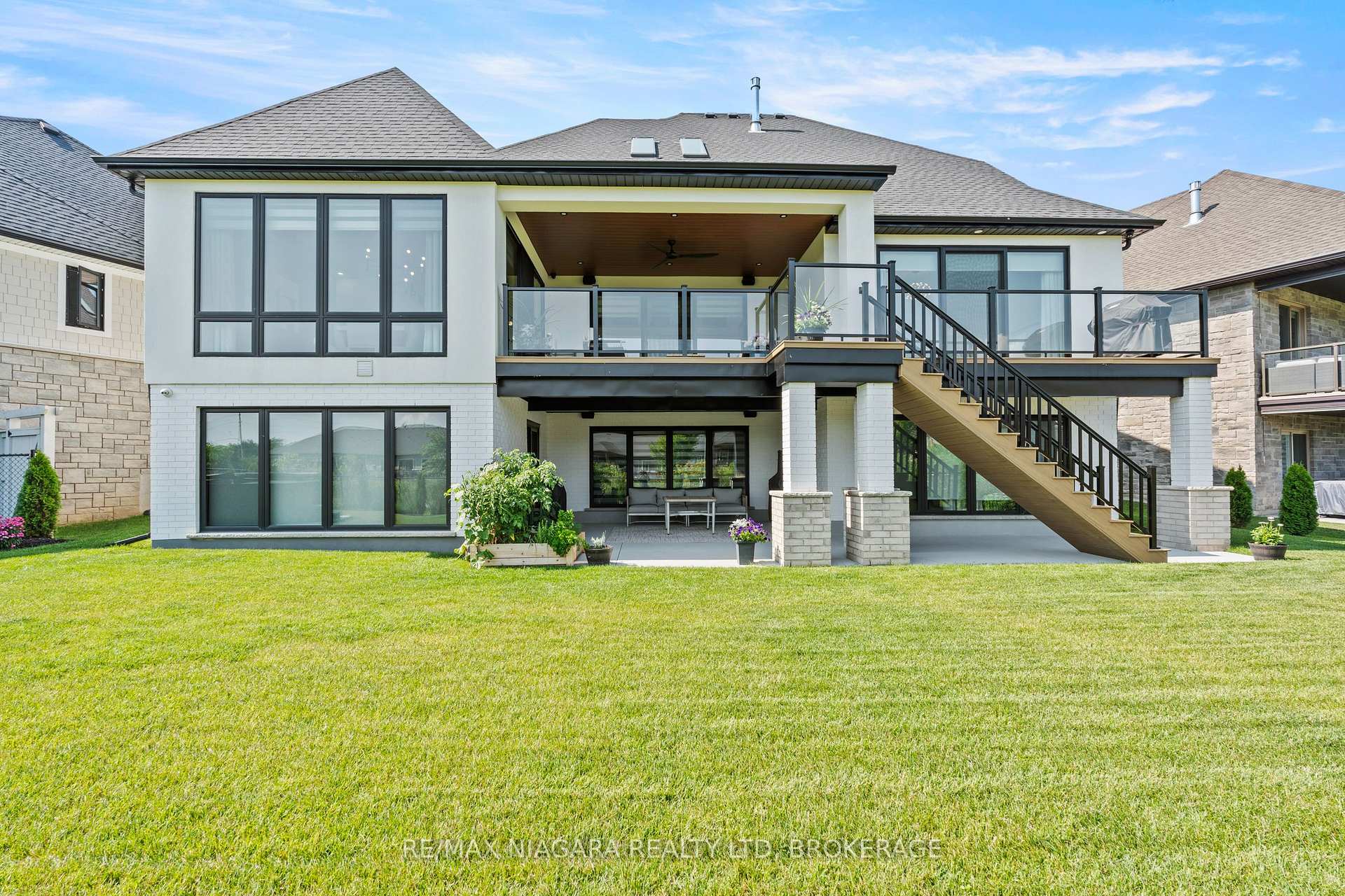 Photo 4 of 55 Swan Avenue, Pelham, Fonthill — HOMEH