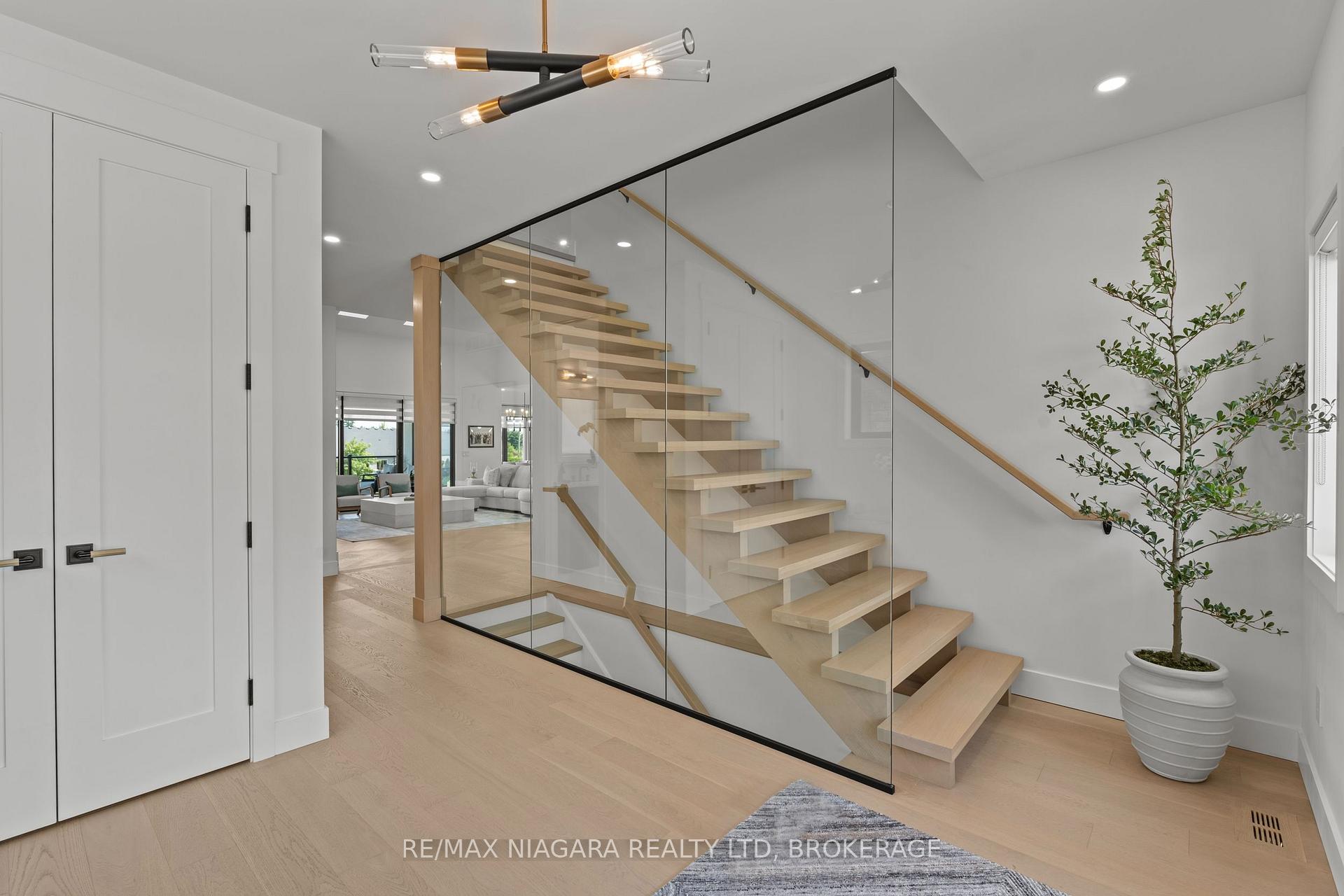 Photo 6 of 55 Swan Avenue, Pelham, Fonthill — HOMEH