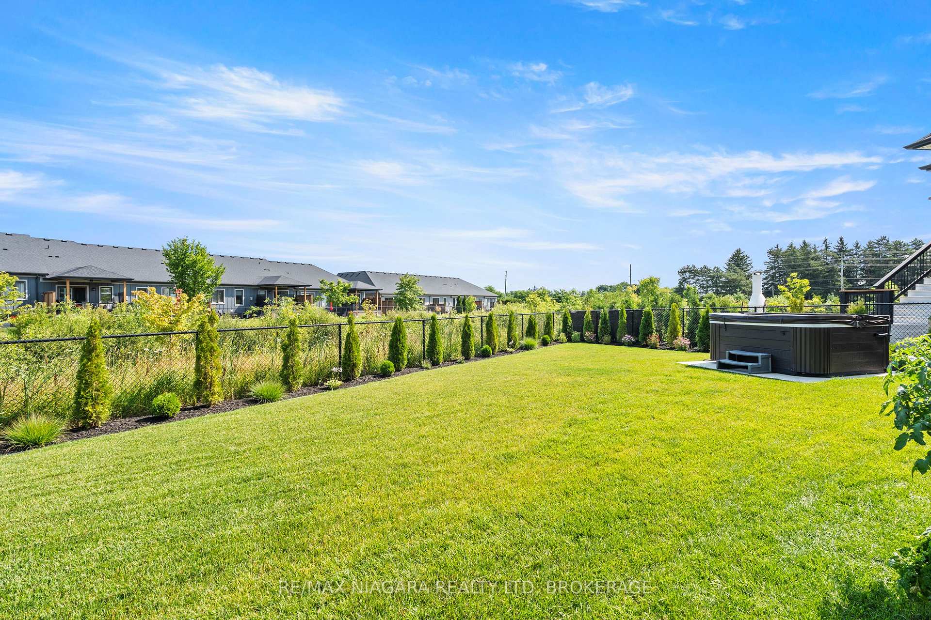 Photo 43 of 55 Swan Avenue, Pelham, Fonthill — HOMEH