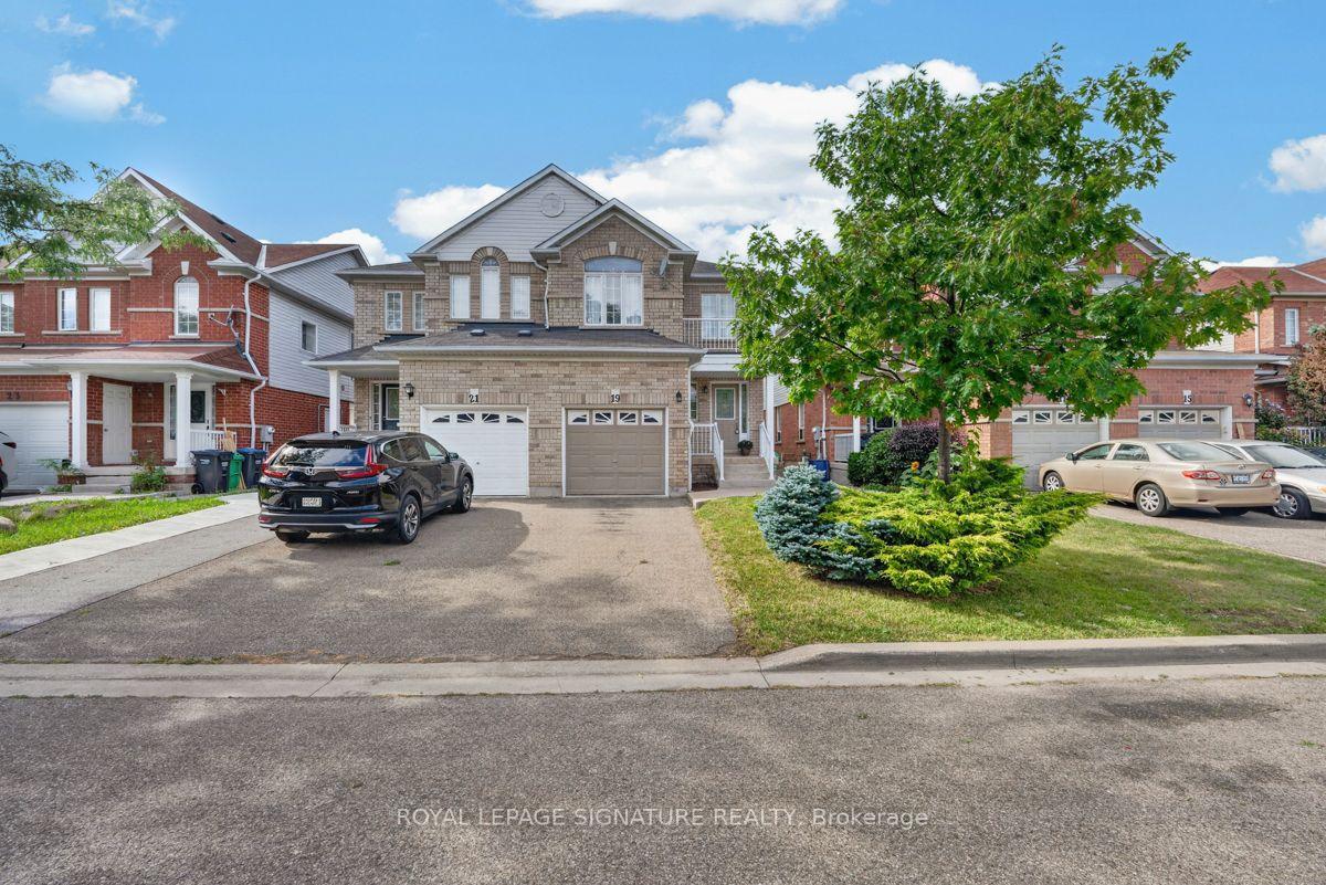 Photo 1 of 19 Mossgrove Crescent, Brampton, Northwest Sandalwood Parkway — HOMEH