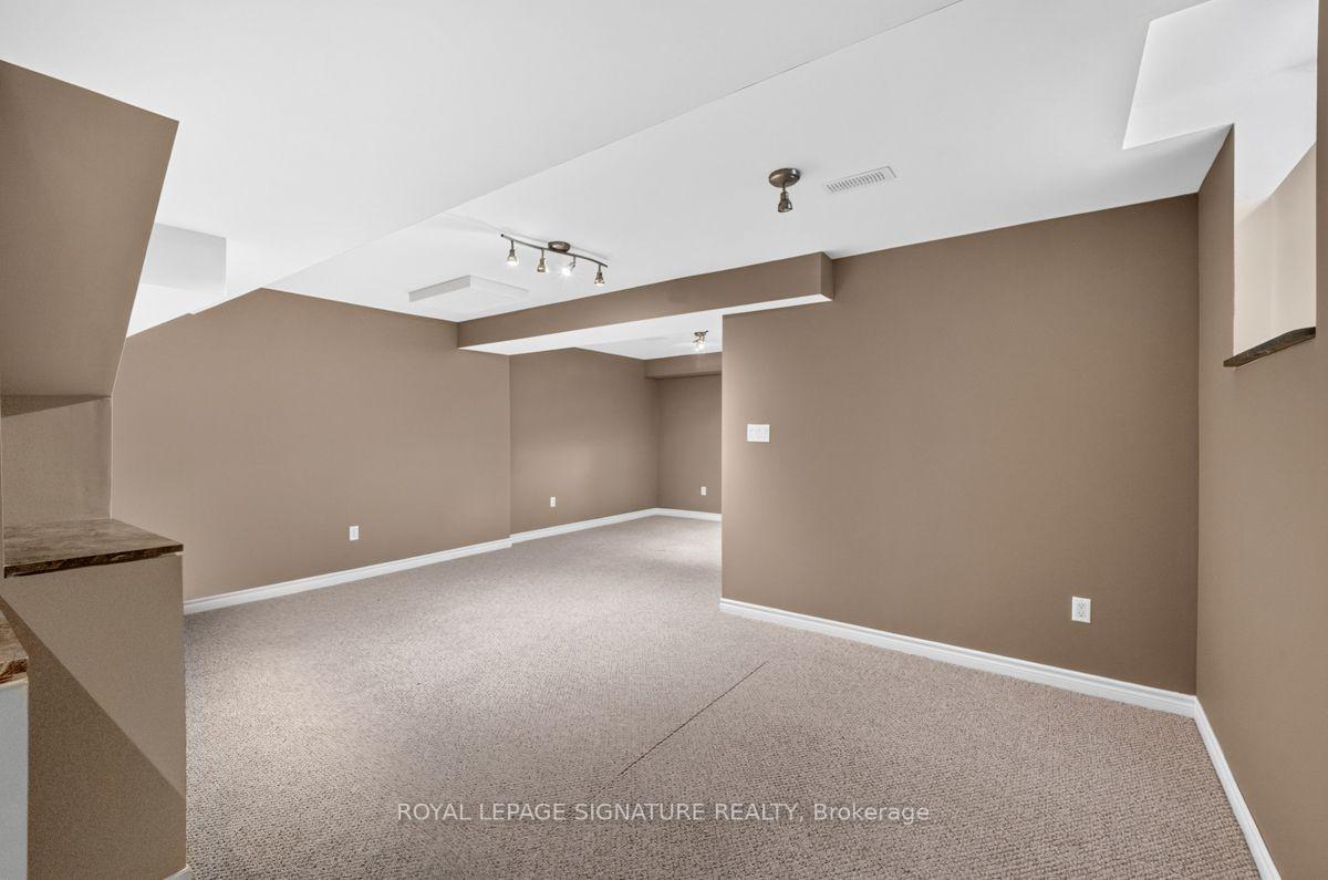 Photo 26 of 19 Mossgrove Crescent, Brampton, Northwest Sandalwood Parkway — HOMEH