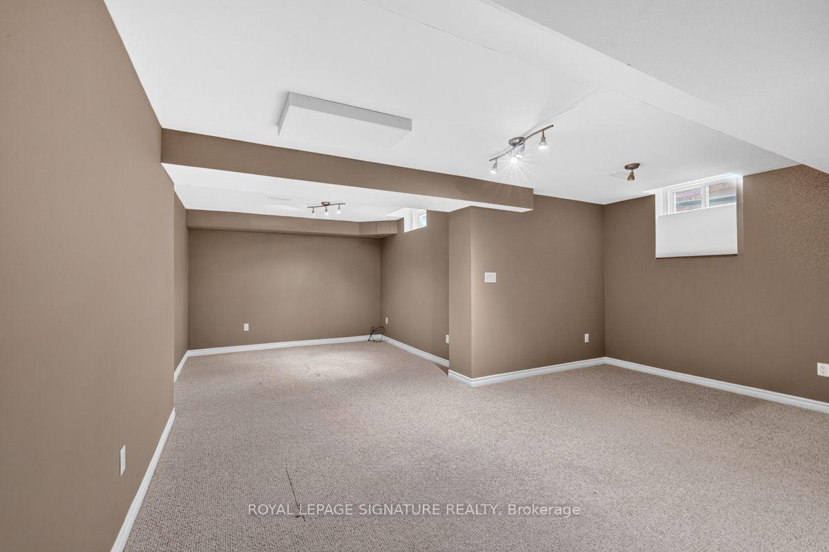 Photo 28 of 19 Mossgrove Crescent, Brampton, Northwest Sandalwood Parkway — HOMEH
