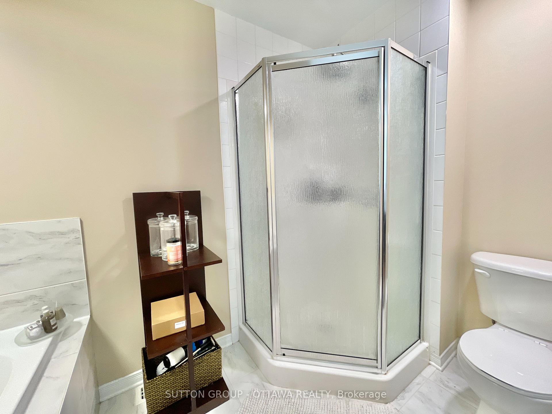 Photo 14 of Unit 18, 123 Corinth Private, Ottawa, Merivale Industrial Park/Citiplace — HOMEH