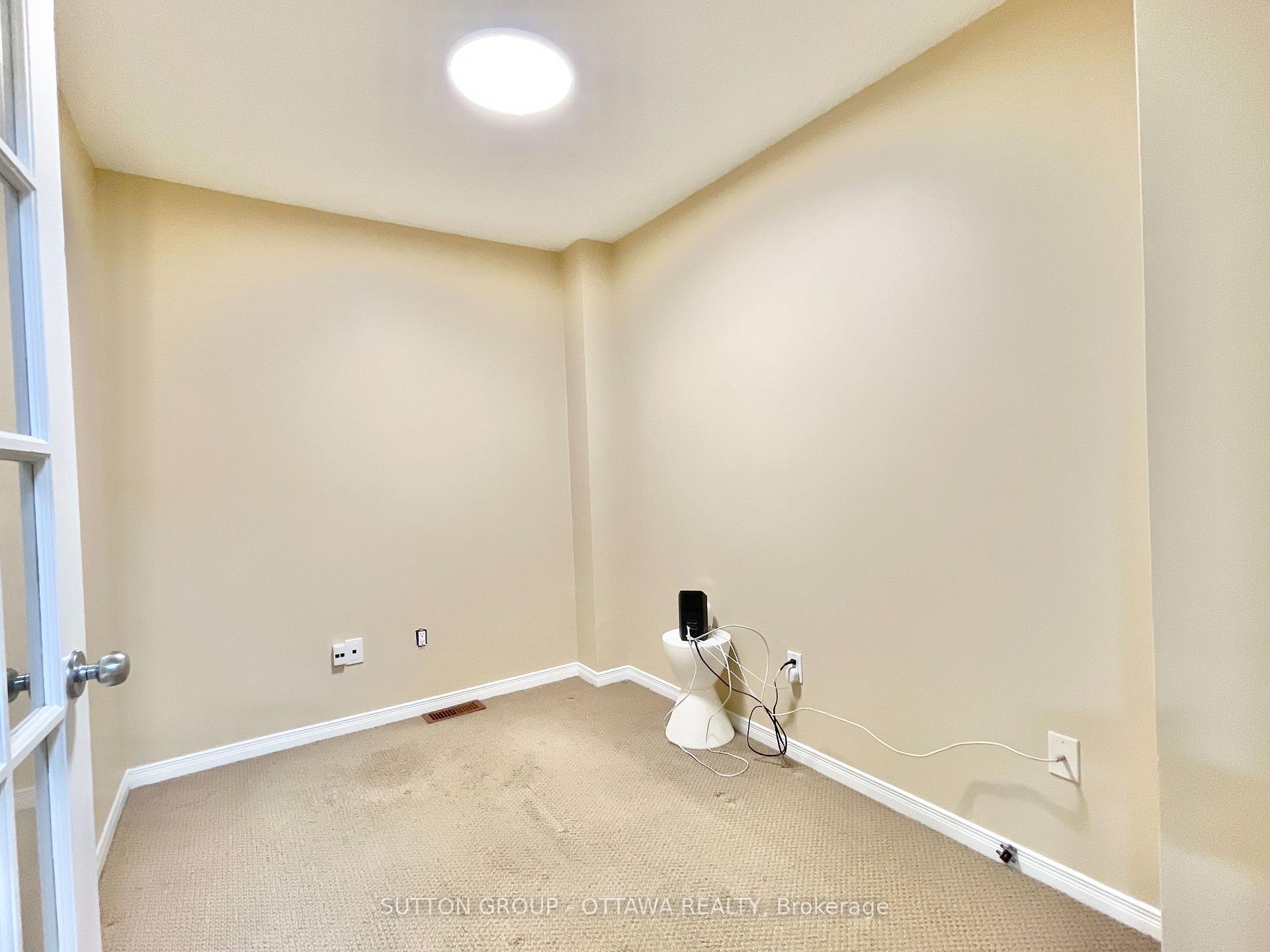 Photo 16 of Unit 18, 123 Corinth Private, Ottawa, Merivale Industrial Park/Citiplace — HOMEH