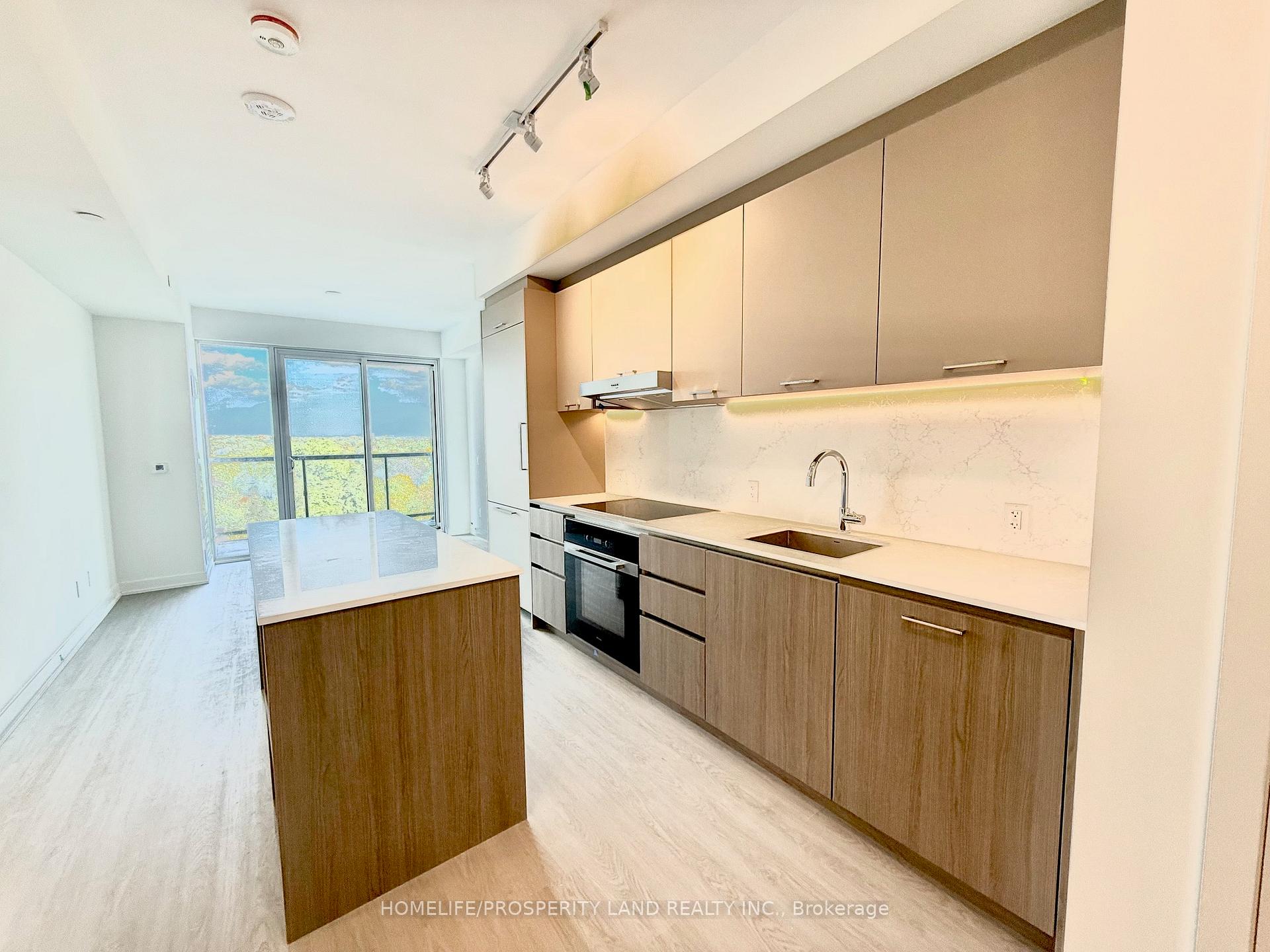 Photo 3 of Unit 814, 8188 Yonge Street, Vaughan, Uplands — HOMEH