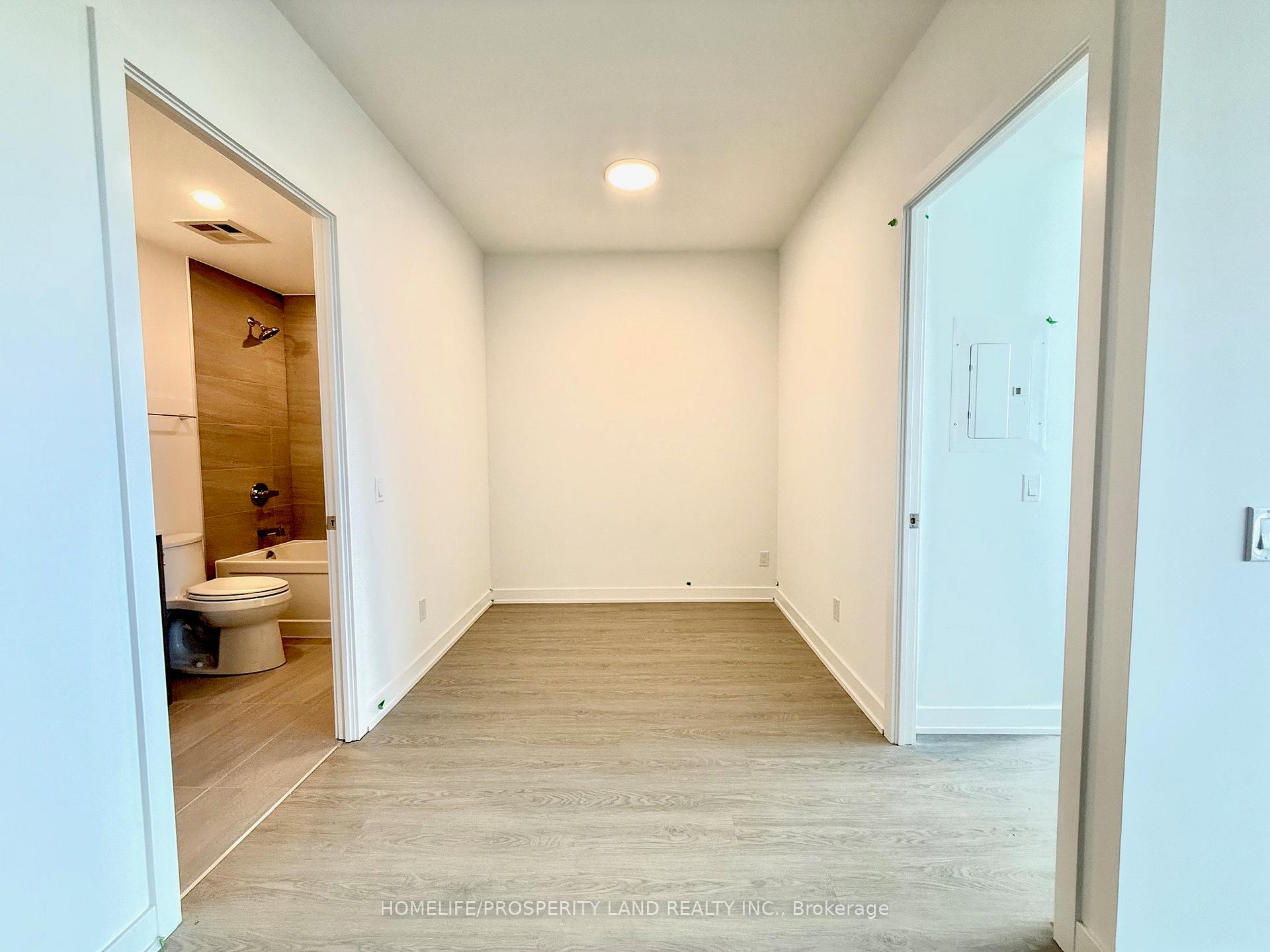 Photo 5 of Unit 814, 8188 Yonge Street, Vaughan, Uplands — HOMEH