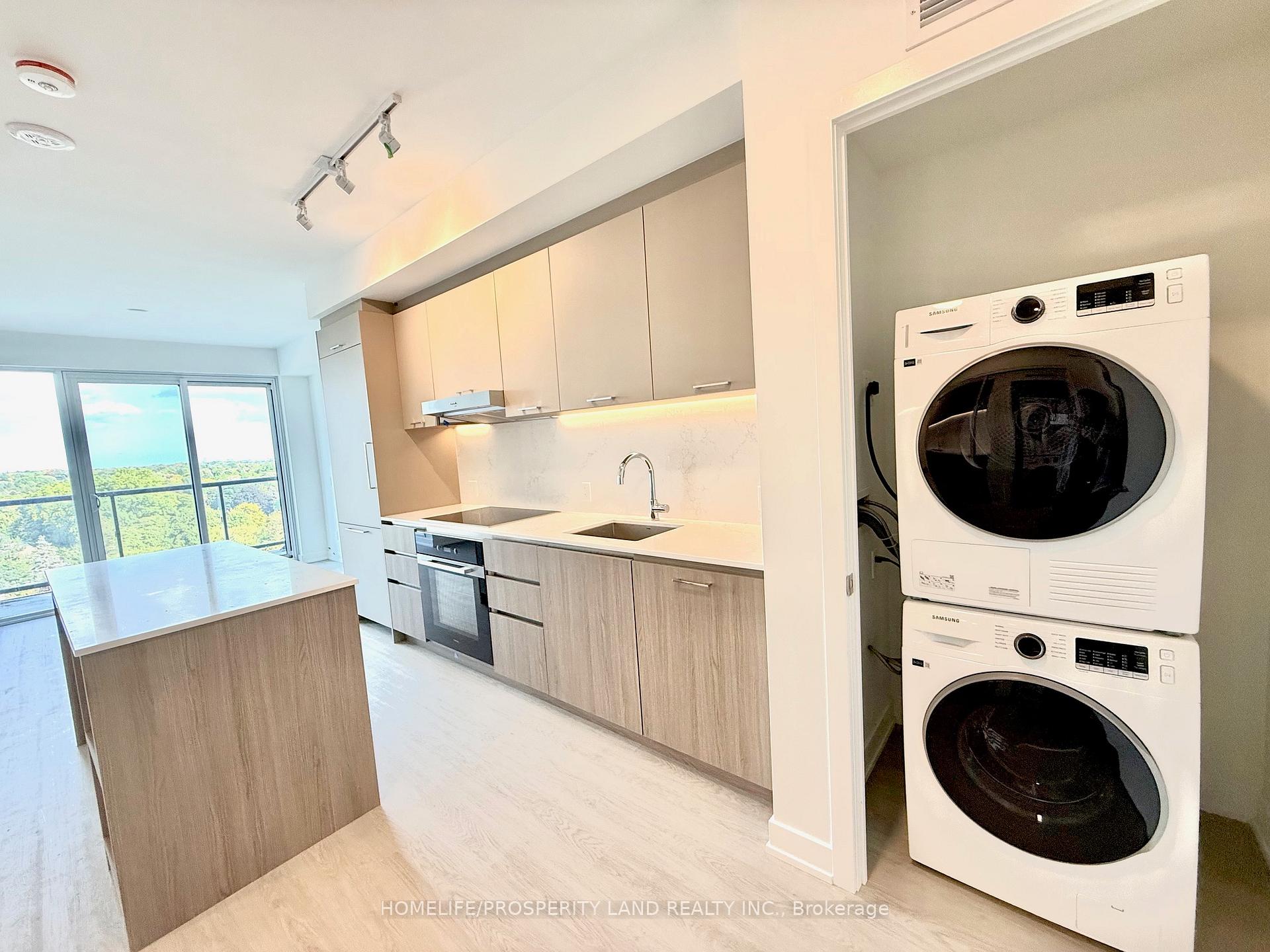Photo 9 of Unit 814, 8188 Yonge Street, Vaughan, Uplands — HOMEH