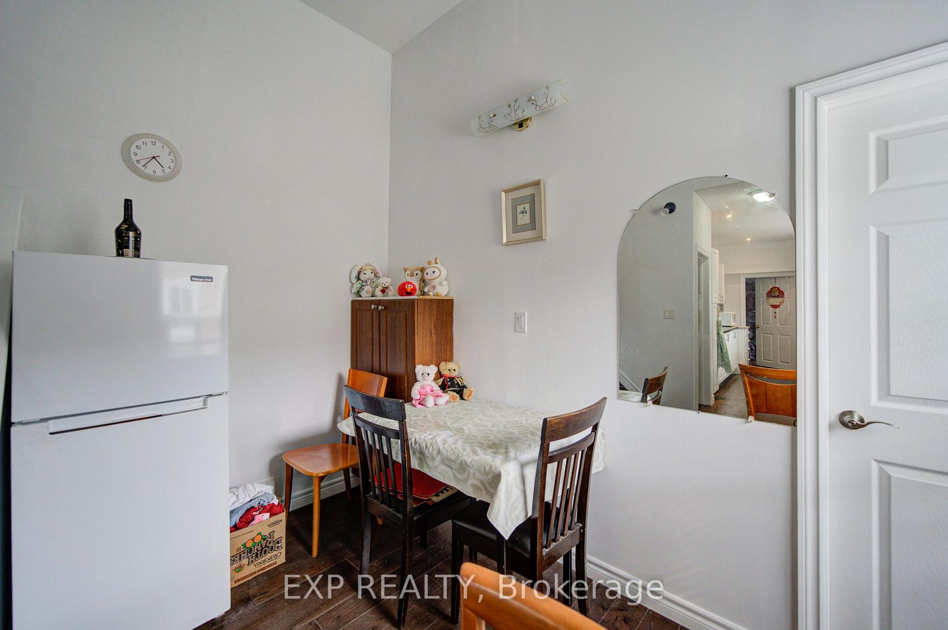 Photo 5 of 176 Sedgemount Drive, Scarborough, Woburn — HOMEH