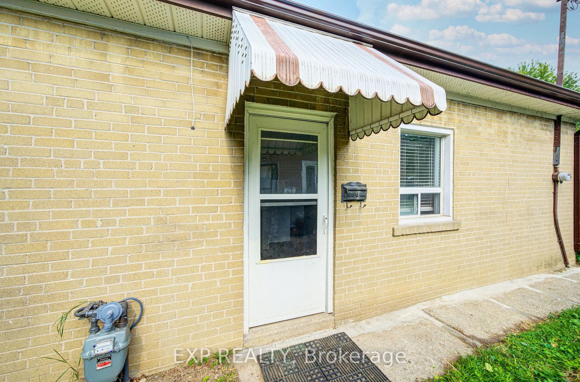 Photo 33 of 176 Sedgemount Drive, Scarborough, Woburn — HOMEH