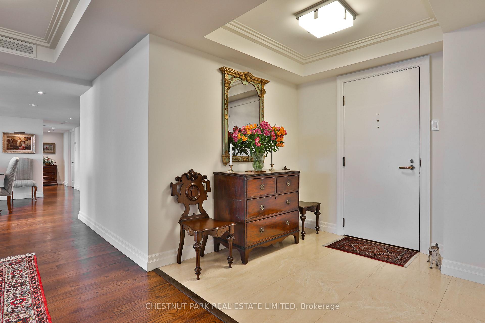 Photo 2 of Unit 1101, 61 St Clair Avenue W, Toronto, Yonge-St. Clair — HOMEH