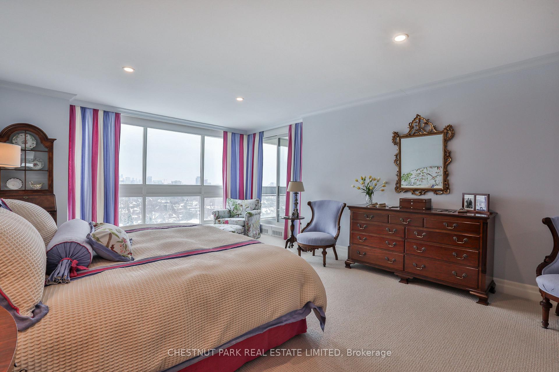 Photo 27 of Unit 1101, 61 St Clair Avenue W, Toronto, Yonge-St. Clair — HOMEH