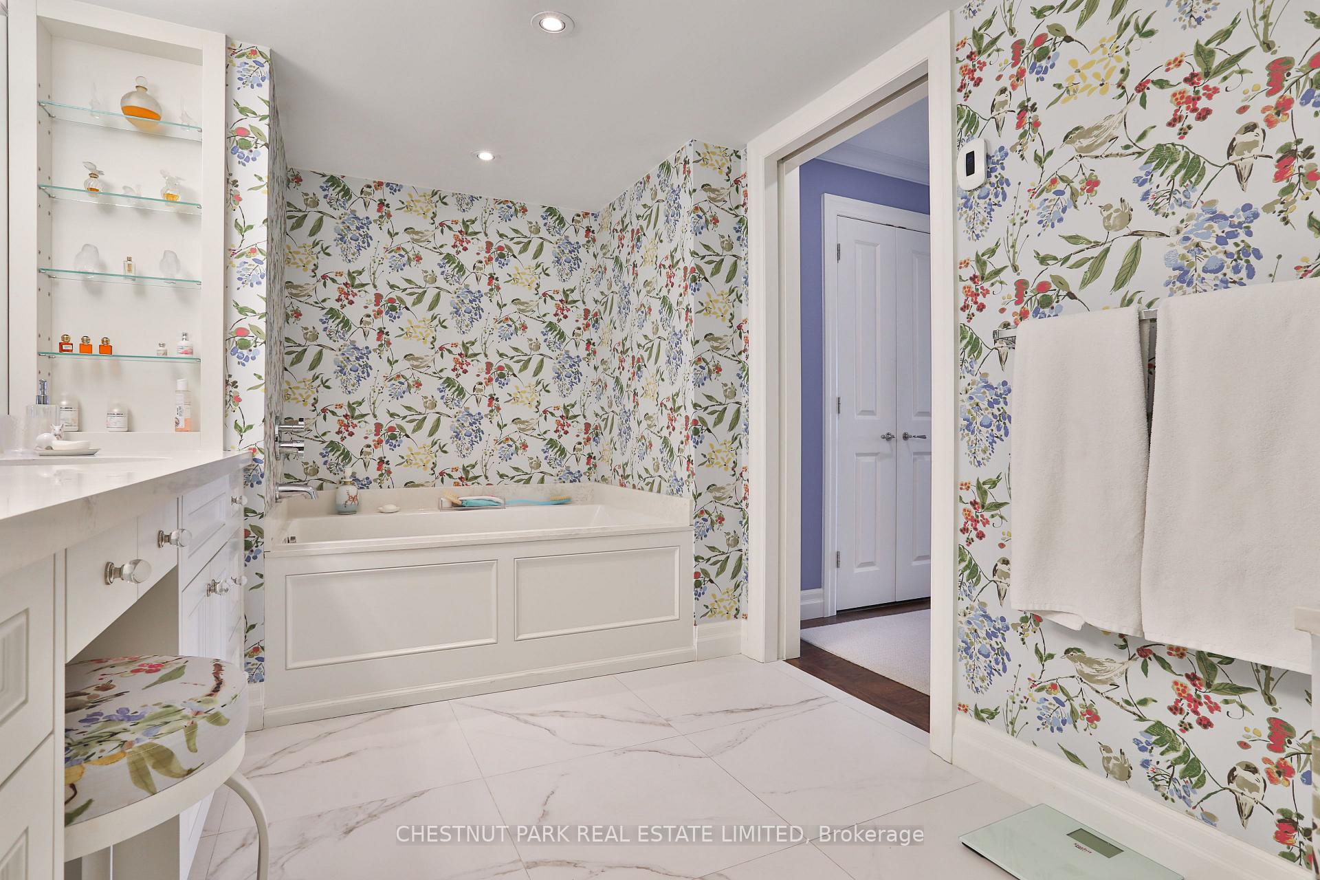 Photo 32 of Unit 1101, 61 St Clair Avenue W, Toronto, Yonge-St. Clair — HOMEH