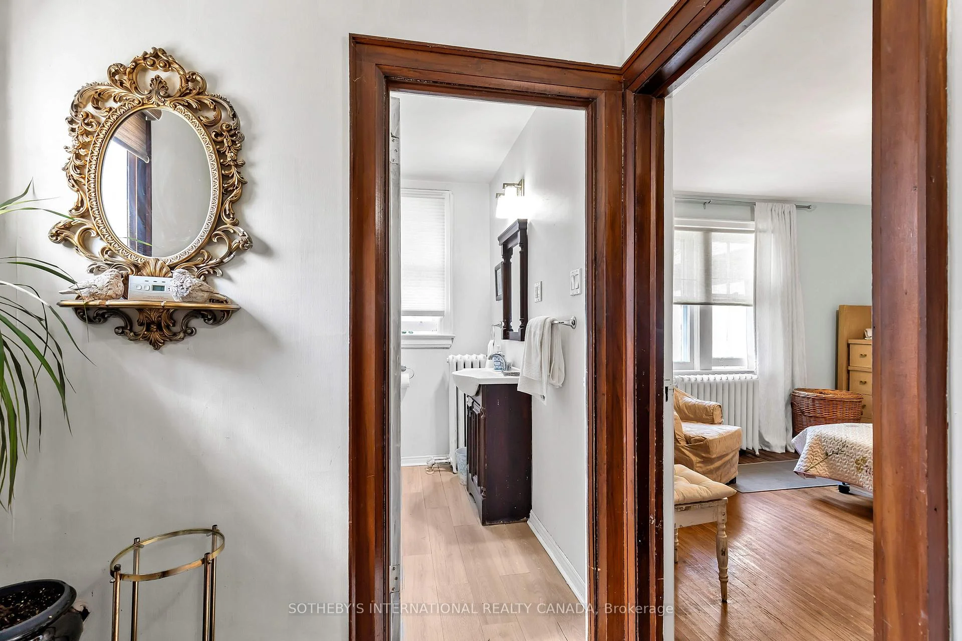 Photo 18 of 36 Hadley Road, Toronto, Mount Pleasant East — HOMEH