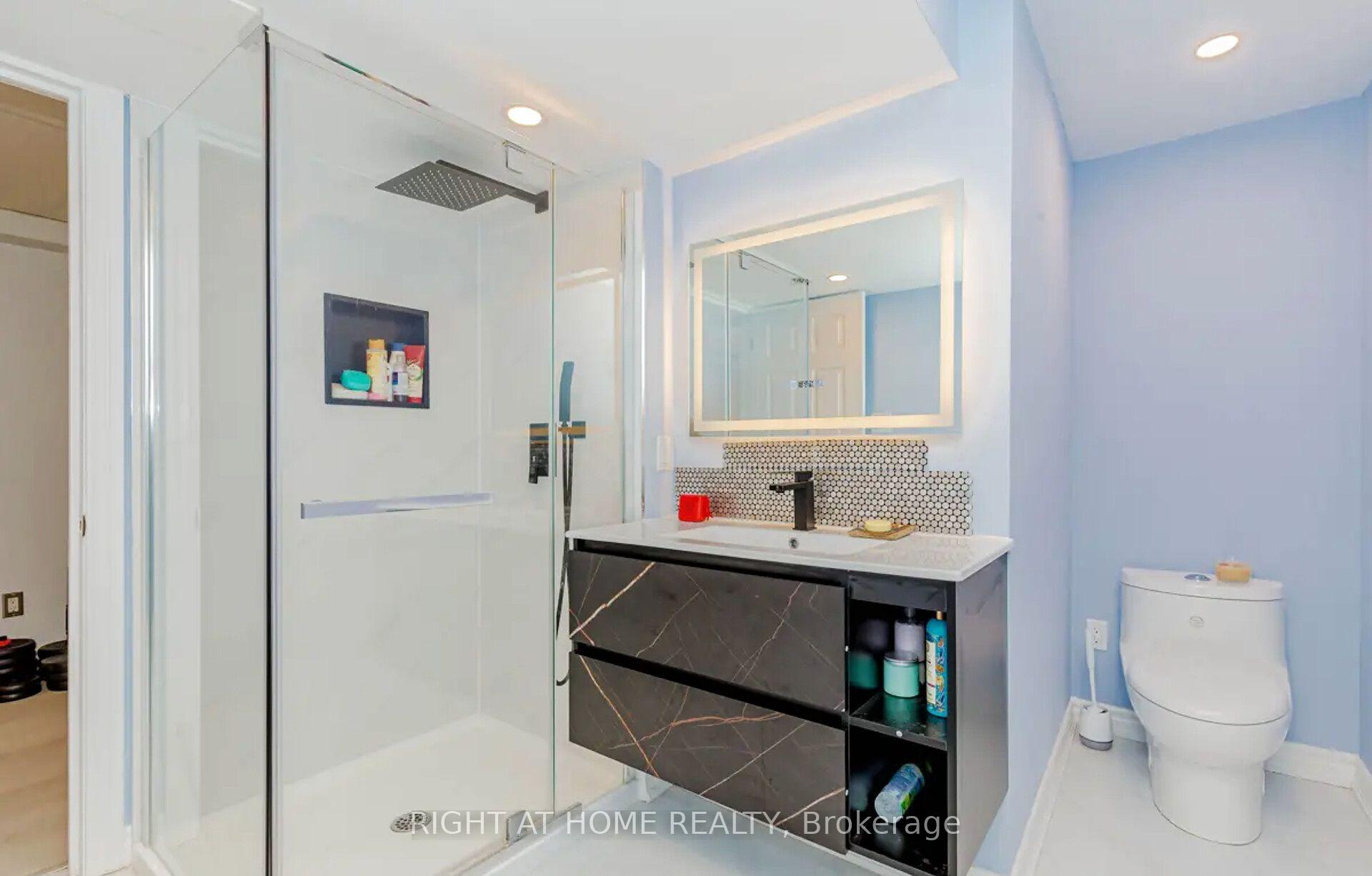 Photo 27 of 1444 Prince John Circle, Oakville, Clearview — HOMEH
