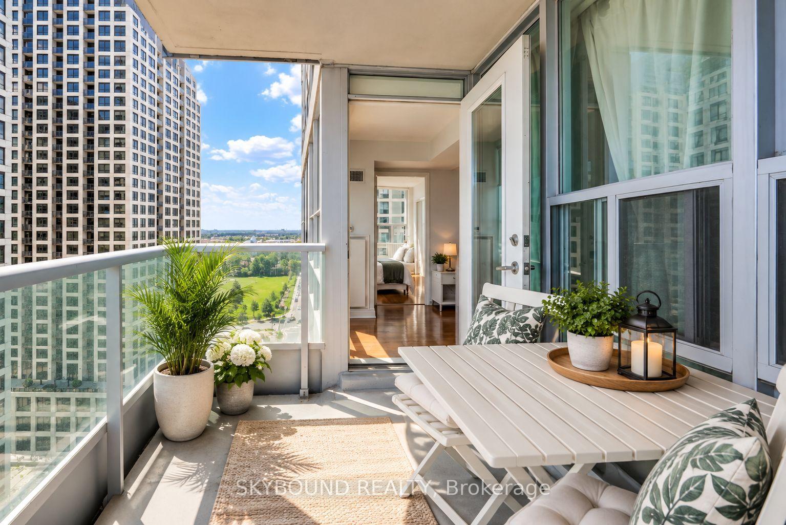 Photo 11 of Unit 1702, 33 Elm Drive W, Mississauga, City Centre — HOMEH