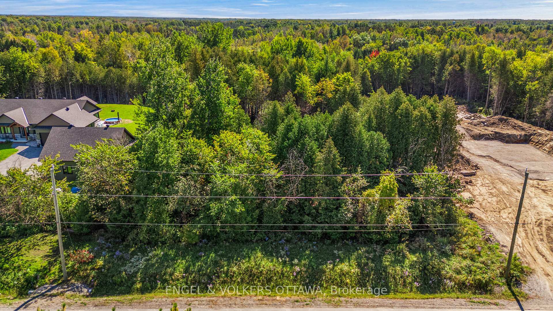 Photo 3 of 6248 Nick Adams Road, Ottawa, Osgoode Twp North of Reg Rd 6 — HOMEH