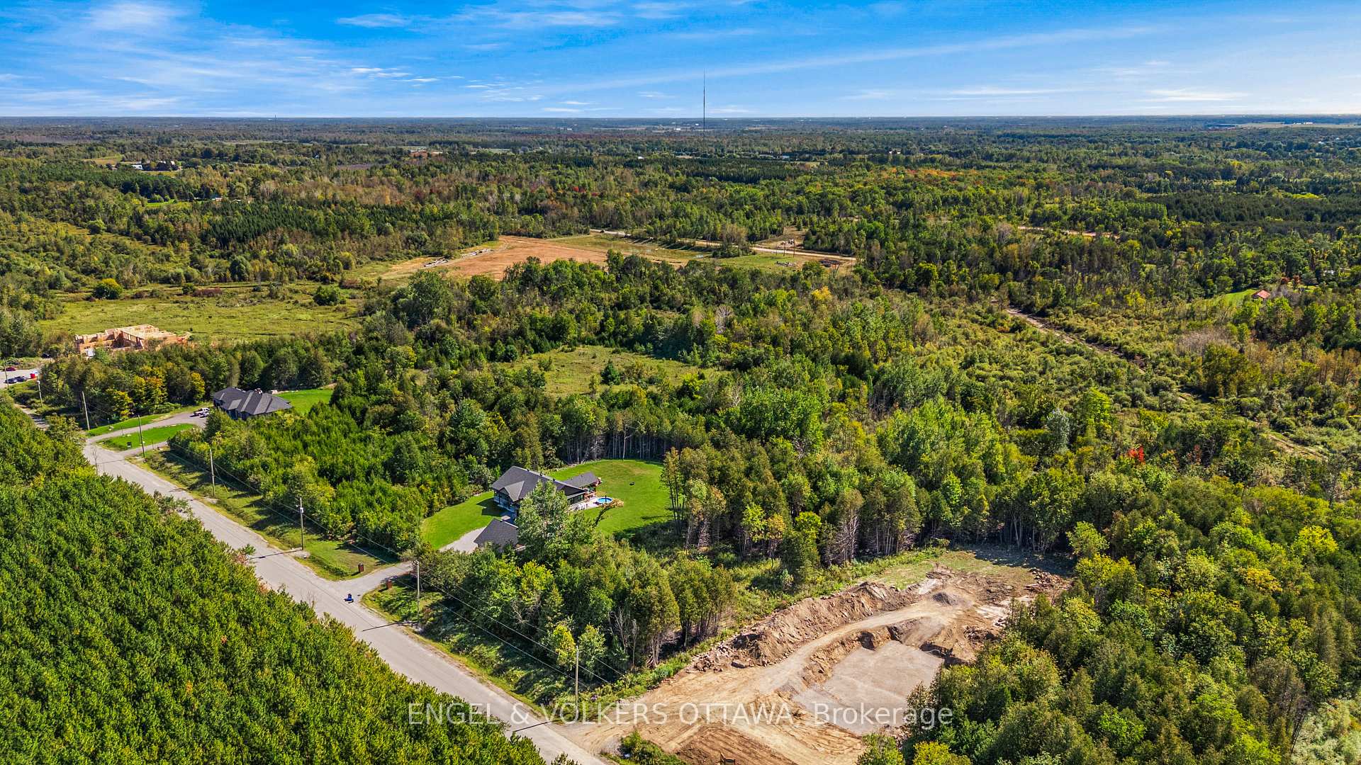 Photo 5 of 6248 Nick Adams Road, Ottawa, Osgoode Twp North of Reg Rd 6 — HOMEH