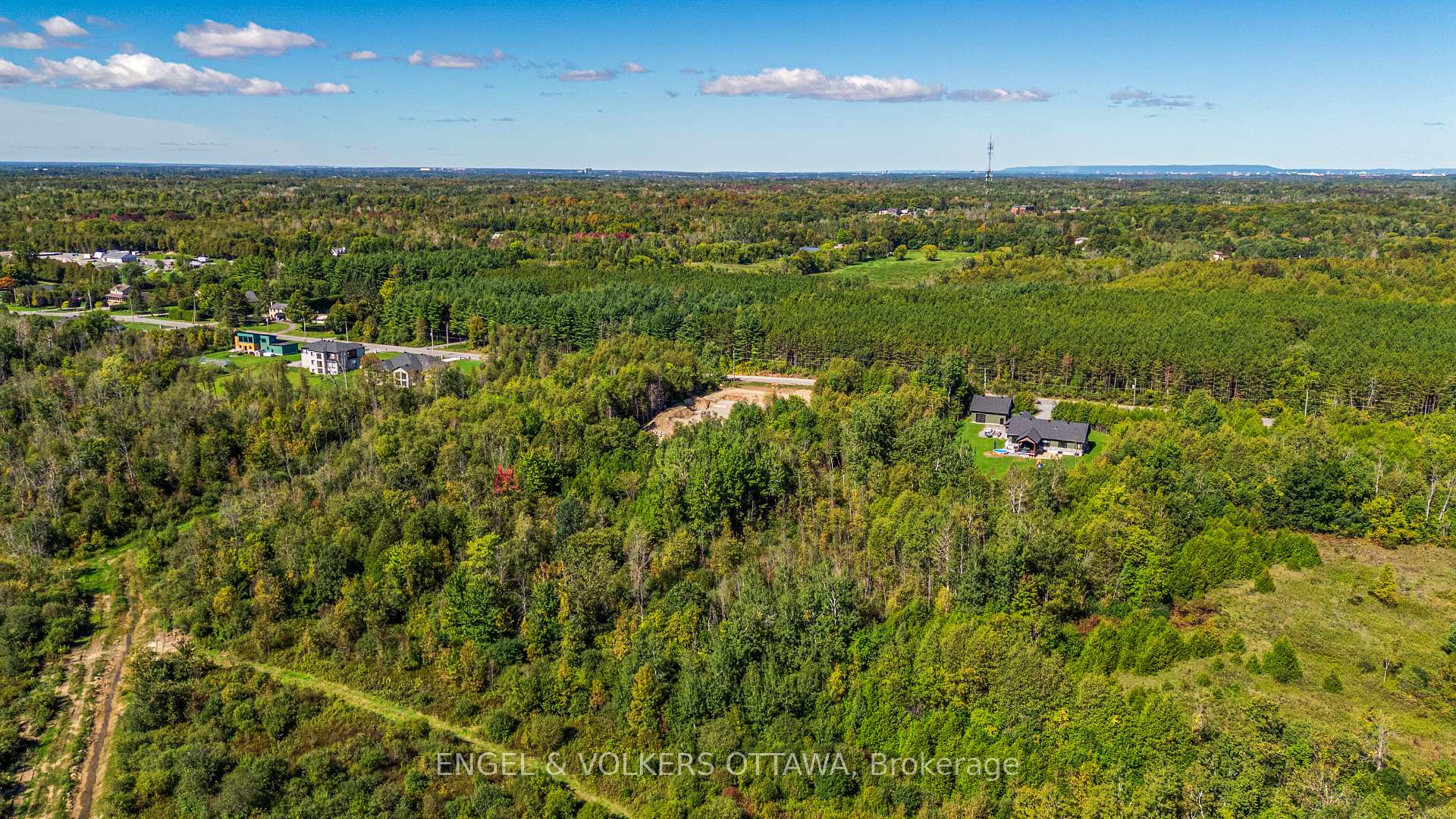 Photo 10 of 6248 Nick Adams Road, Ottawa, Osgoode Twp North of Reg Rd 6 — HOMEH