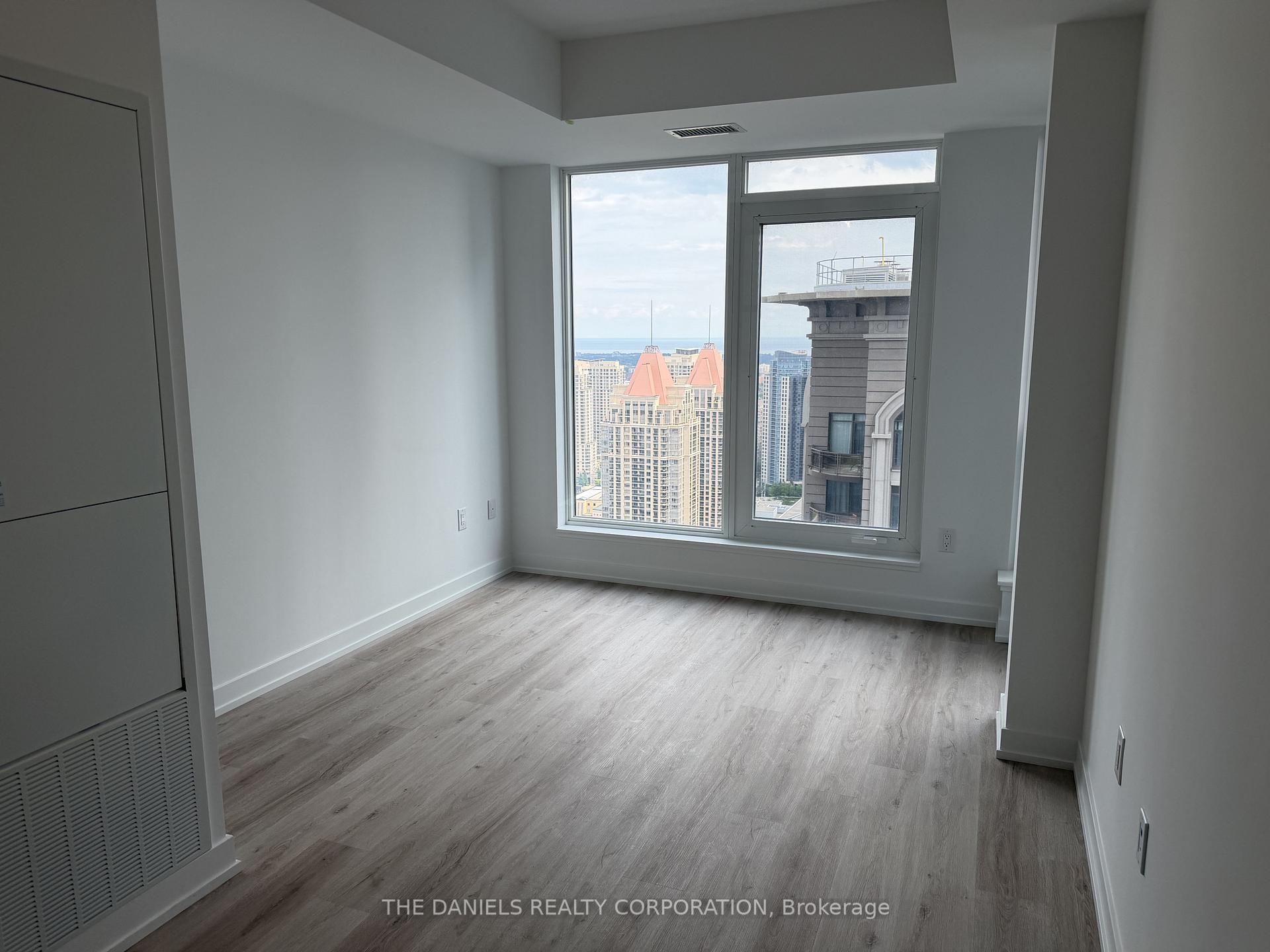 Photo 9 of Unit 3706, 395 Square One Drive, Mississauga, City Centre — HOMEH
