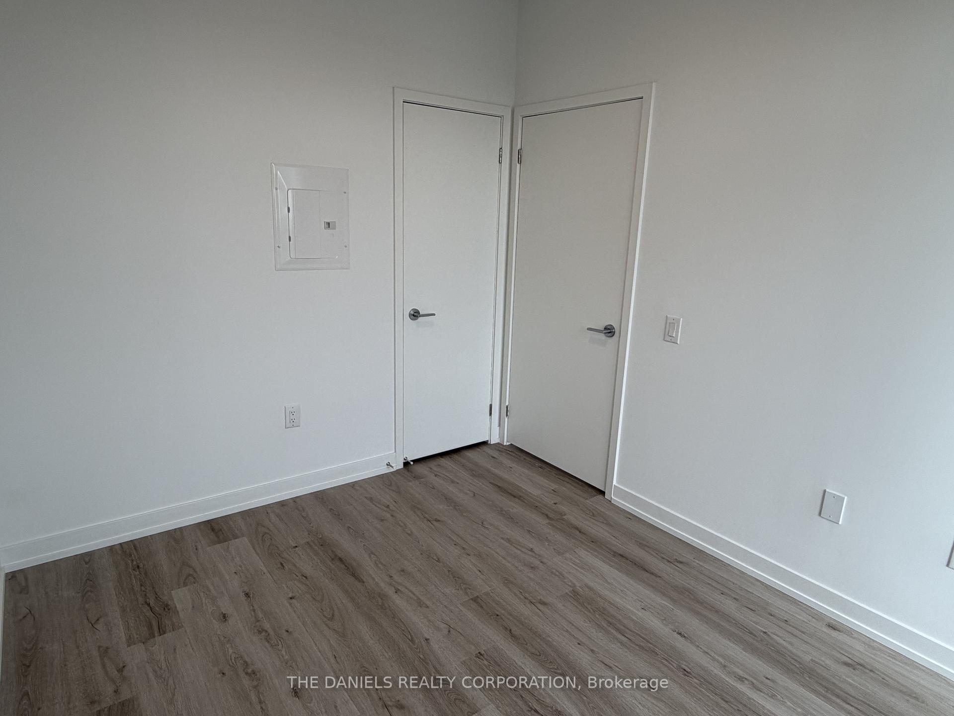 Photo 11 of Unit 3706, 395 Square One Drive, Mississauga, City Centre — HOMEH