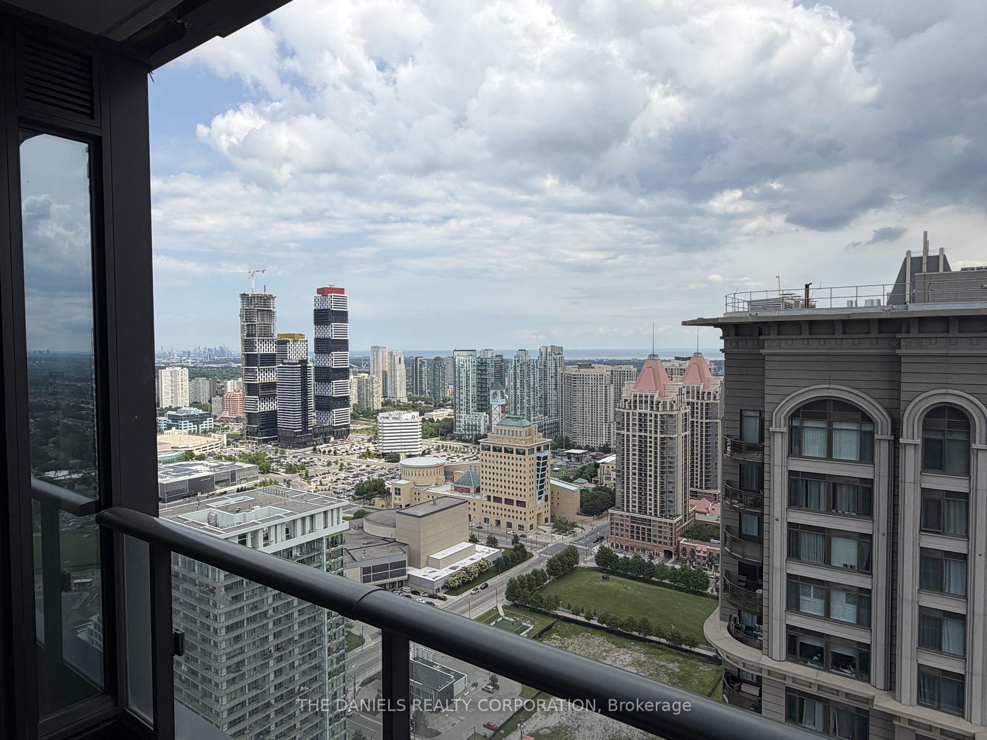 Photo 14 of Unit 3706, 395 Square One Drive, Mississauga, City Centre — HOMEH