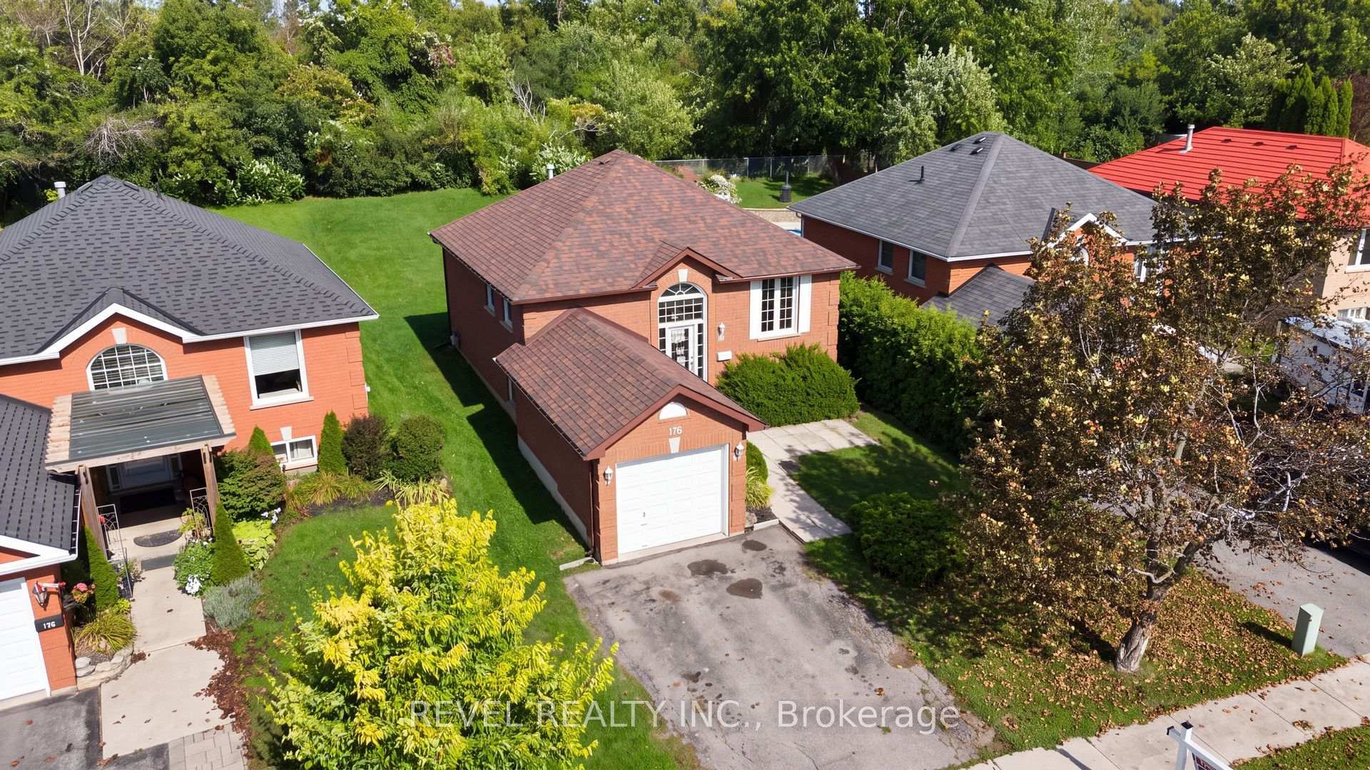 Photo 24 of 176 Towerhill Road, Peterborough, Northcrest Ward 5 — HOMEH