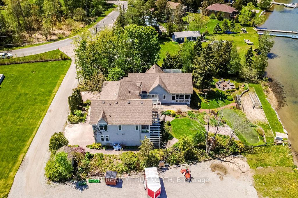 Photo 3 of 3021 Sandy Bend, Springwater, Elmvale — HOMEH