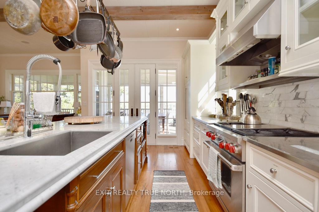Photo 11 of 3021 Sandy Bend, Springwater, Elmvale — HOMEH