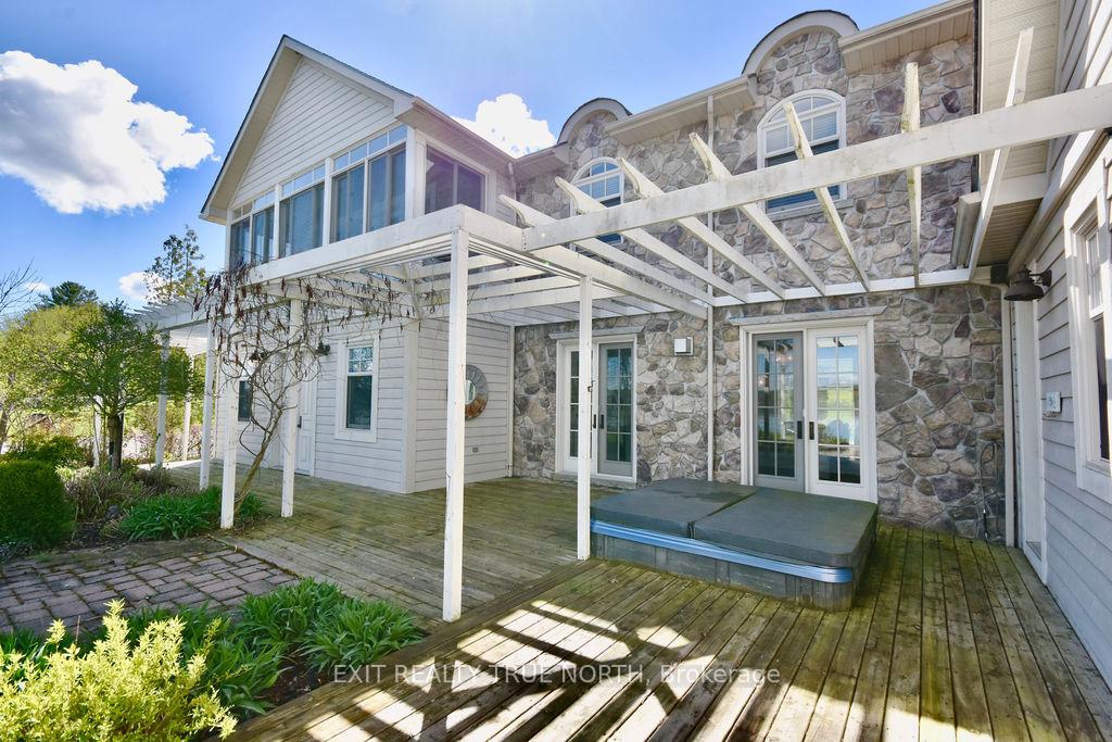 Photo 40 of 3021 Sandy Bend, Springwater, Elmvale — HOMEH