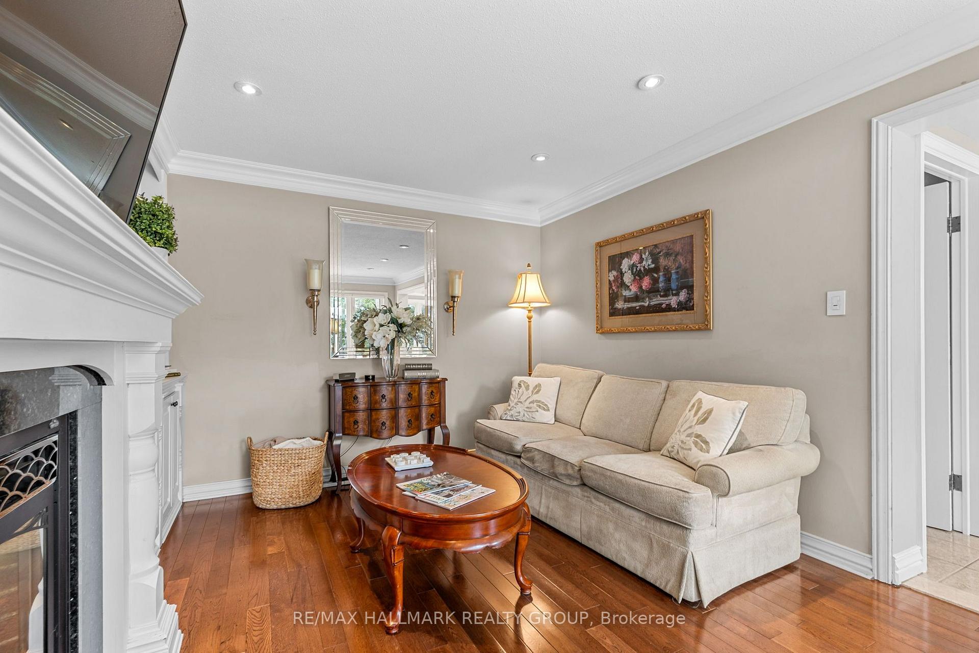 Photo 22 of 1348 Turner Crescent, Ottawa, Bilberry Creek/Queenswood Heights — HOMEH