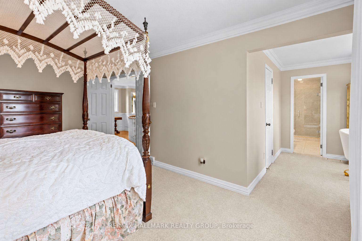 Photo 26 of 1348 Turner Crescent, Ottawa, Bilberry Creek/Queenswood Heights — HOMEH