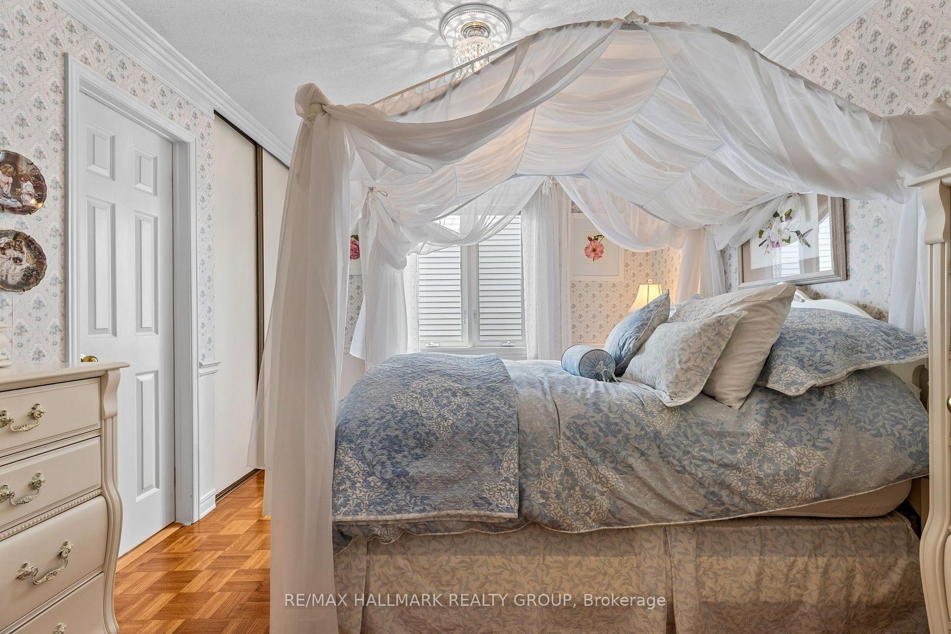 Photo 34 of 1348 Turner Crescent, Ottawa, Bilberry Creek/Queenswood Heights — HOMEH